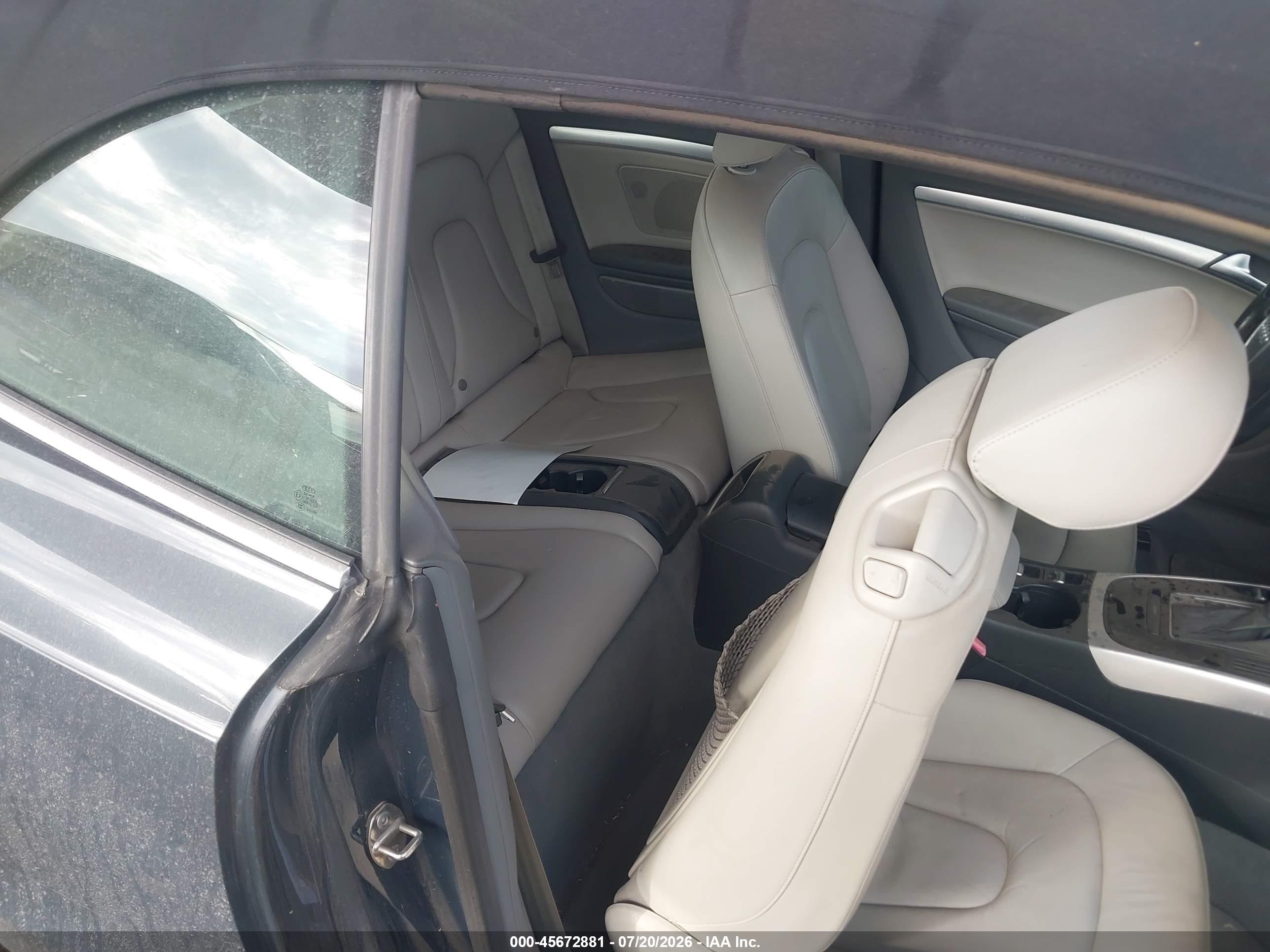 2010 Audi A5 2.0t Premium Light Blue vin: WAUAFAFH3AN013591
