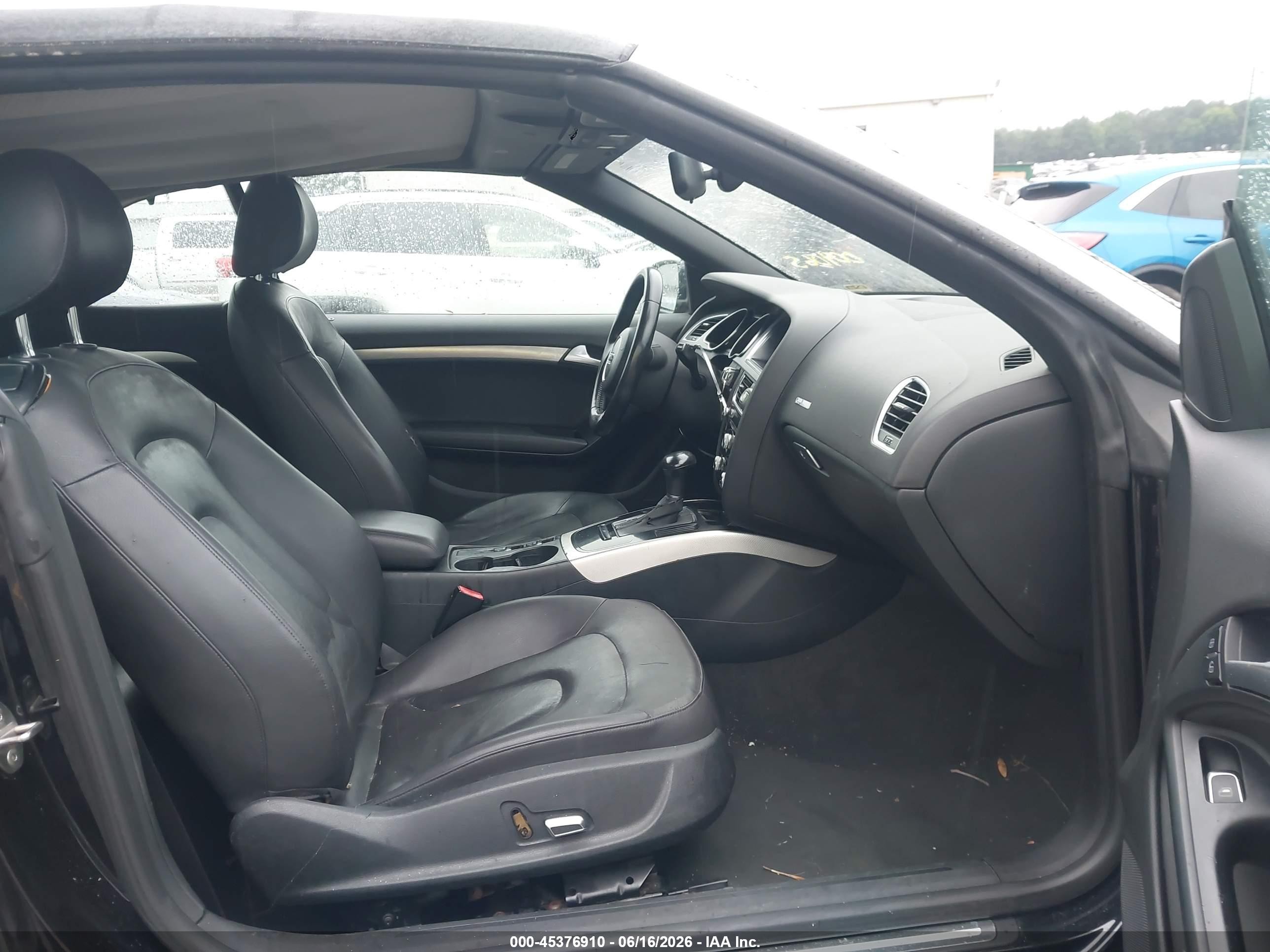 2014 Audi A5 2.0t Premium Black vin: WAUAFAFH6EN004065