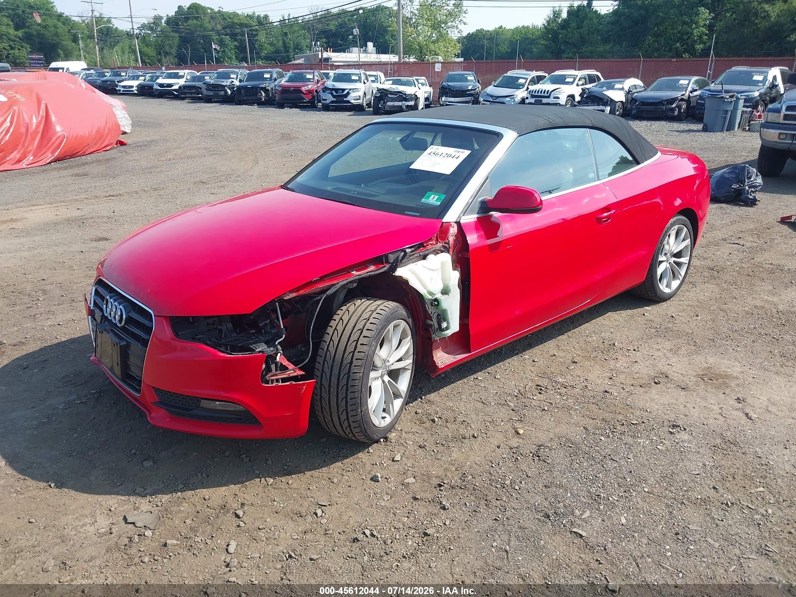 2013 Audi A5 2.0t Premium Red vin: WAUAFAFHXDN012085