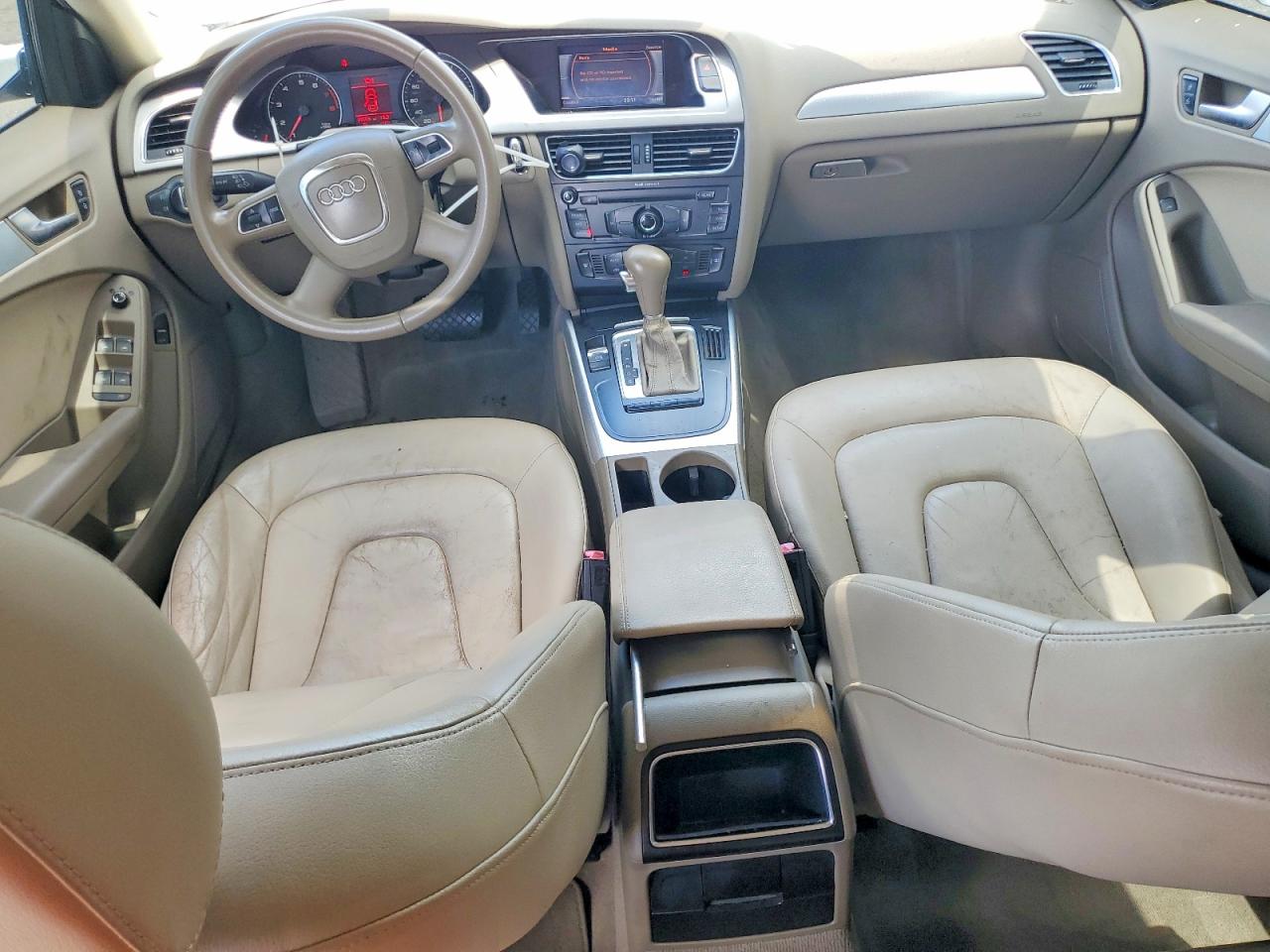2011 Audi A4 Premium White vin: WAUAFAFL0BN012727