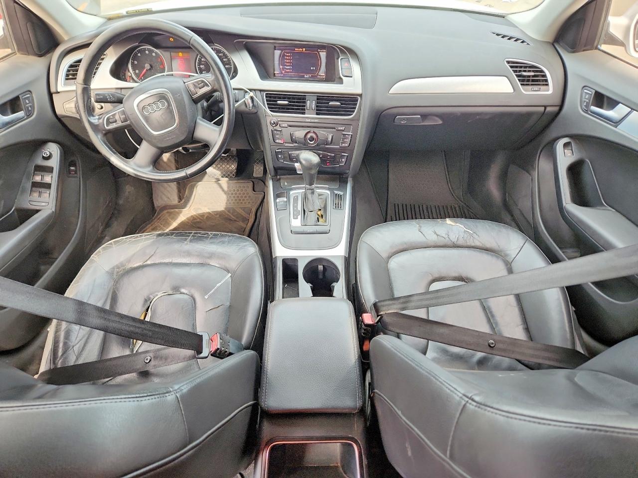 2011 Audi A4 Premium White vin: WAUAFAFL0BN030130