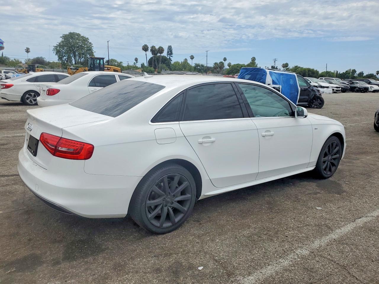 2014 Audi A4 Premium White vin: WAUAFAFL0EN009959