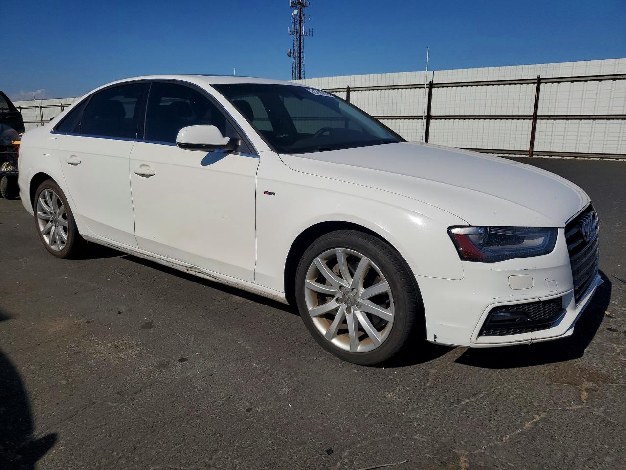 2014 Audi A4 Premium White vin: WAUAFAFL0EN018869