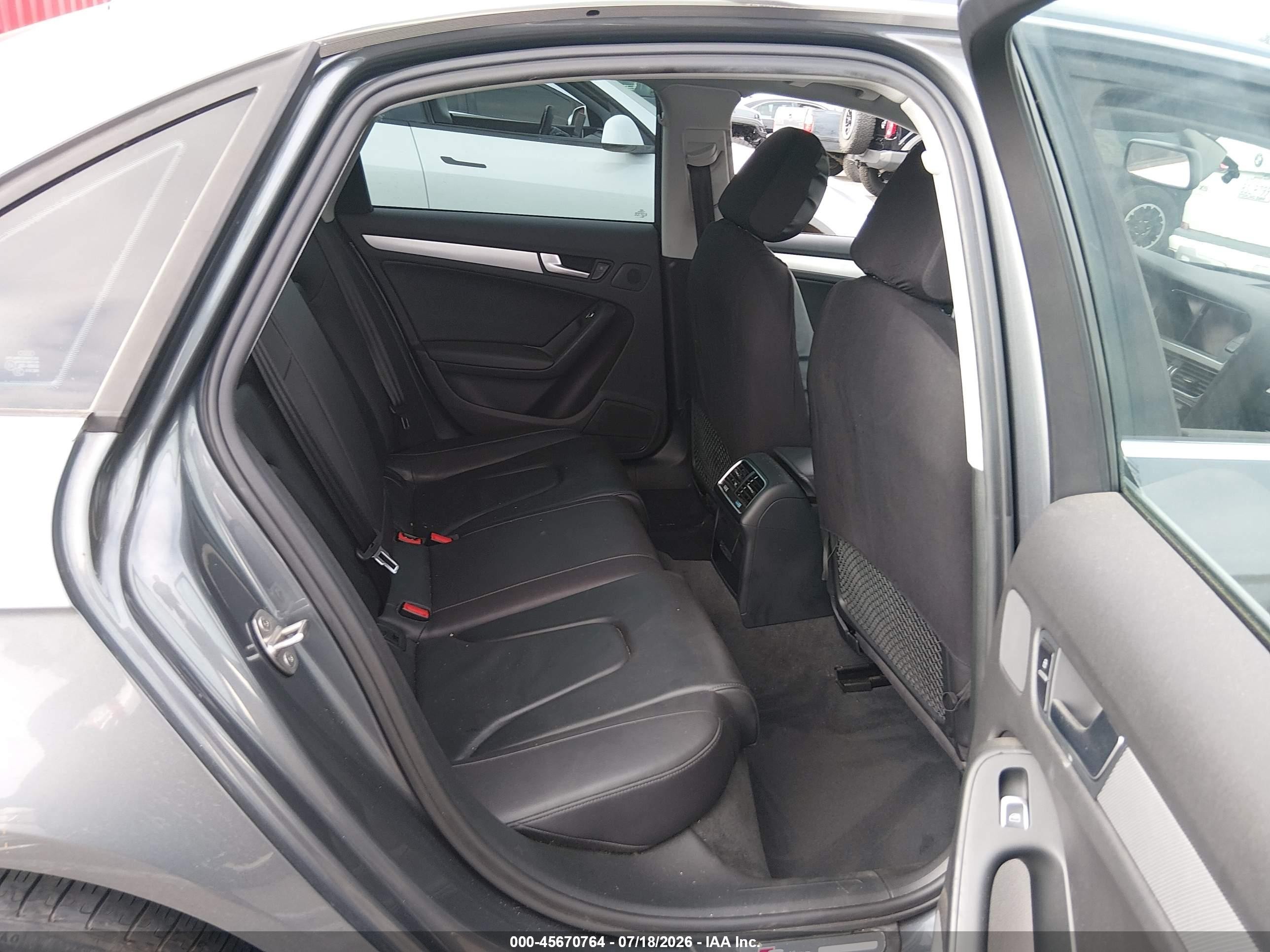 2015 Audi A4 2.0t Premium Gray vin: WAUAFAFL0FN010997