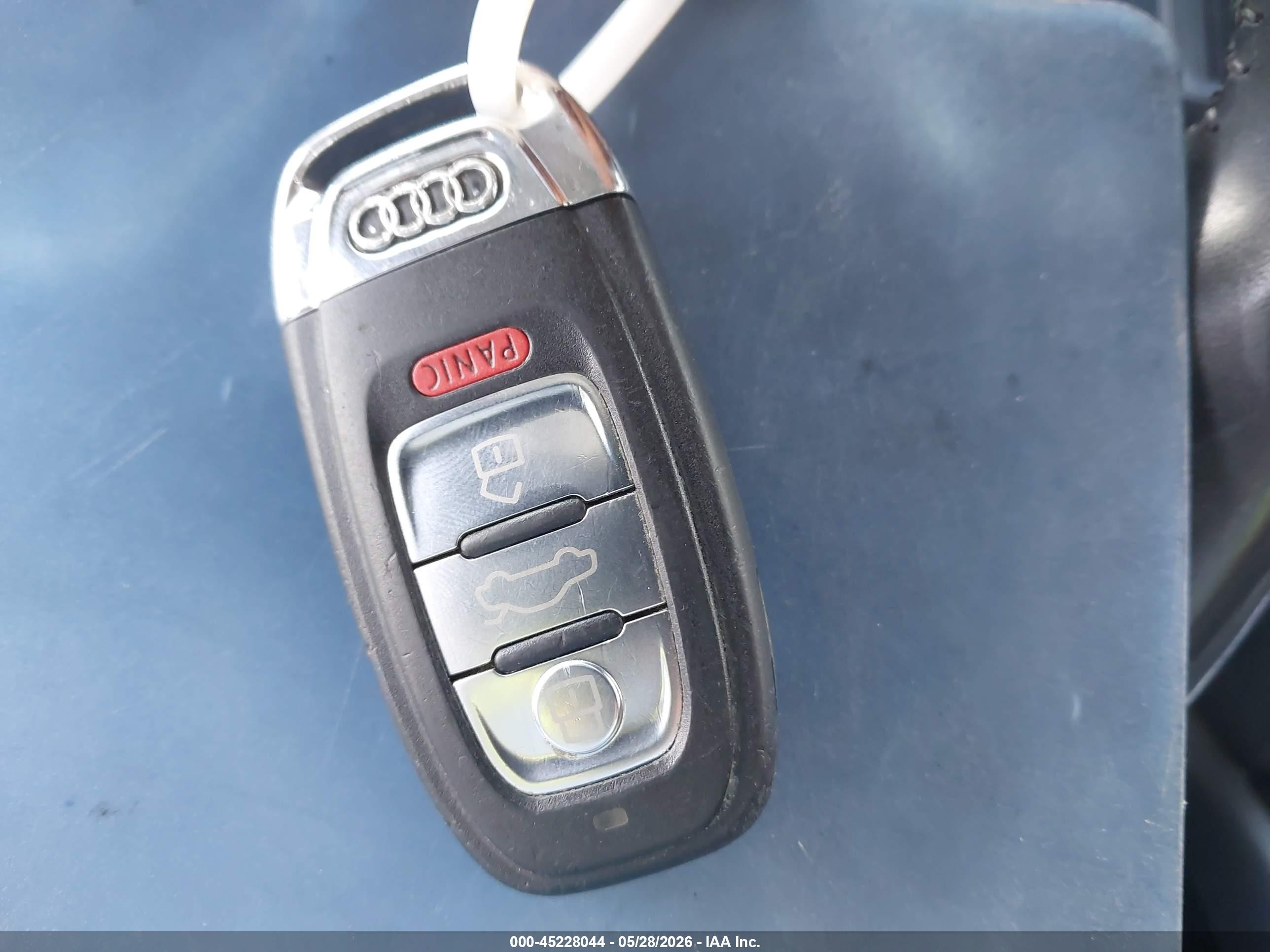 2015 Audi A4 2.0t Premium Blue vin: WAUAFAFL0FN017478