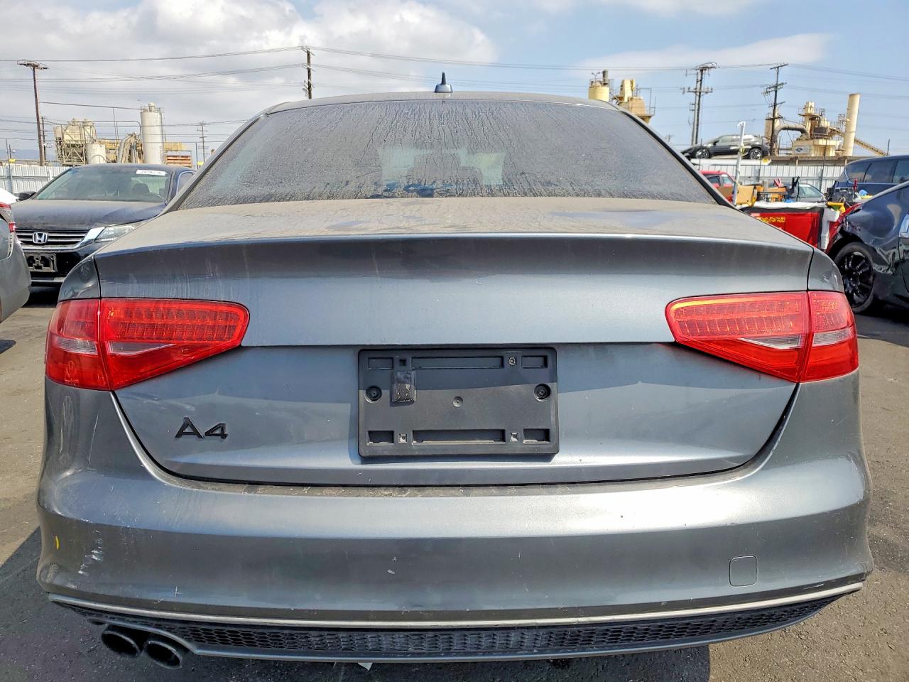 2015 Audi A4 Premium Серый vin: WAUAFAFL0FN034295