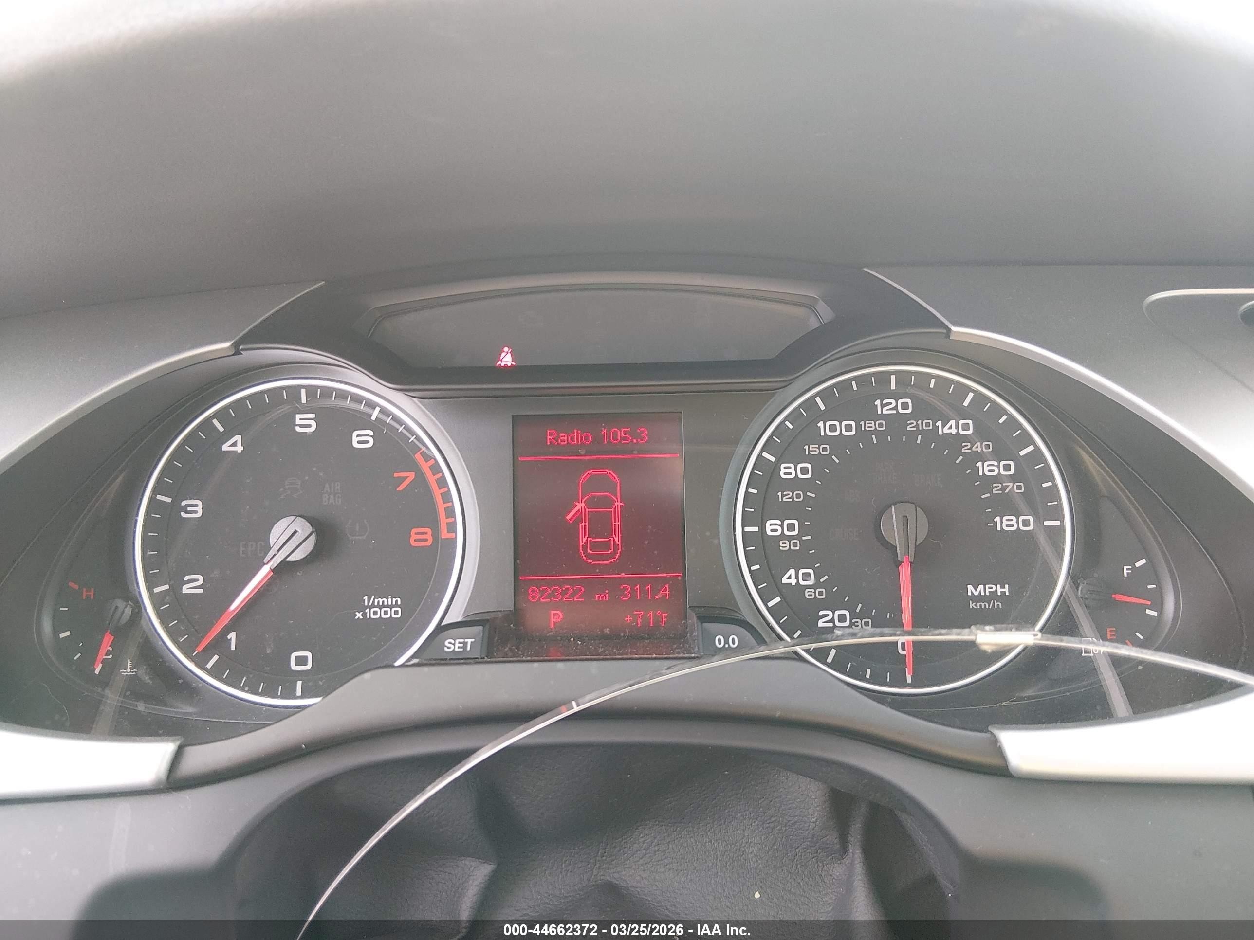 2010 Audi A4 2.0t Premium Черный vin: WAUAFAFL1AN047307