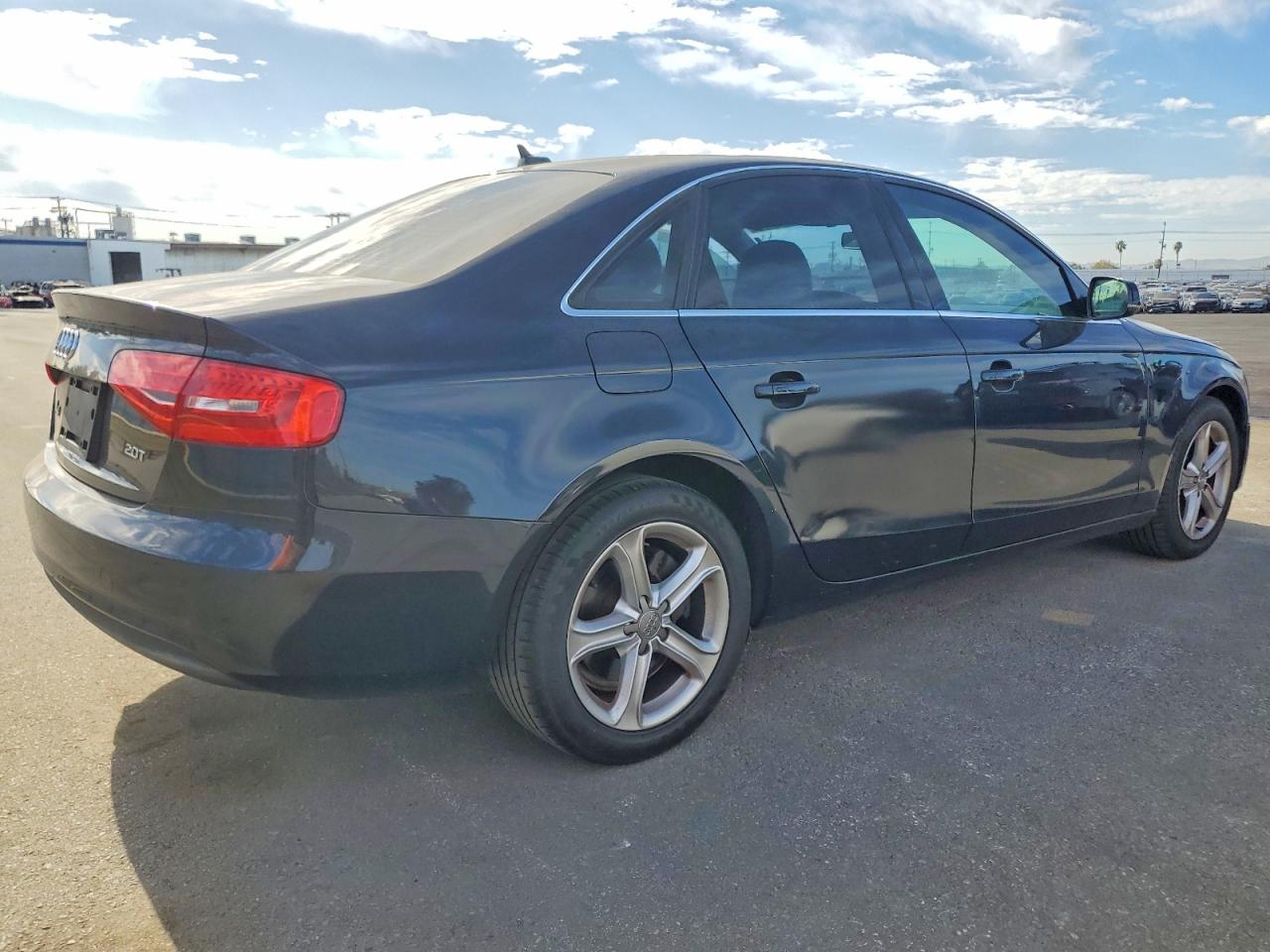 2013 Audi A4 Premium Black vin: WAUAFAFL1DN025375
