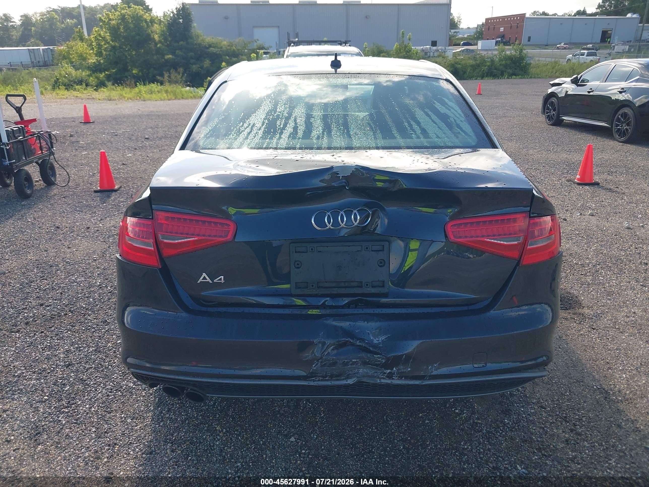 2015 Audi A4 2.0t Premium Blue vin: WAUAFAFL1FN035780