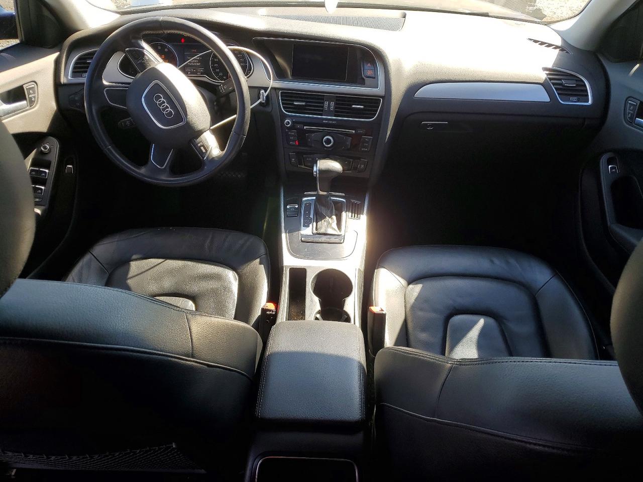 2014 Audi A4 Premium Черный vin: WAUAFAFL2EN004794