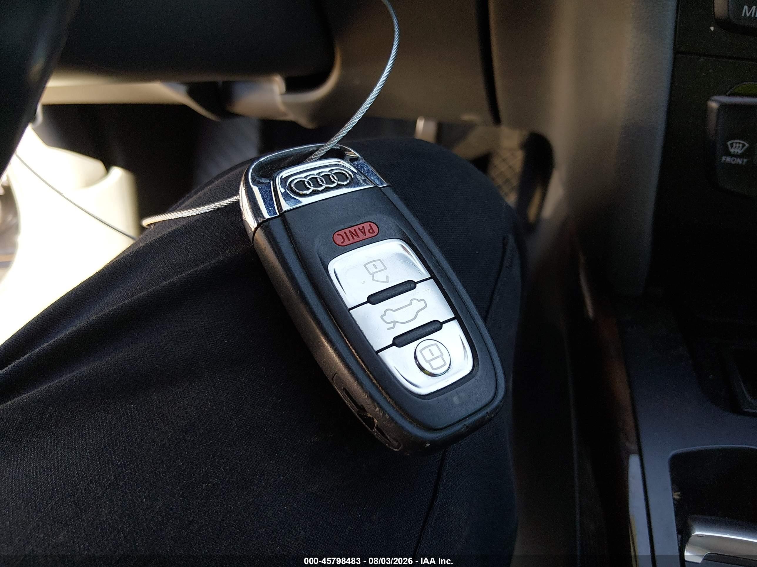 2013 Audi A4 2.0t Premium Blue vin: WAUAFAFL3DN034207
