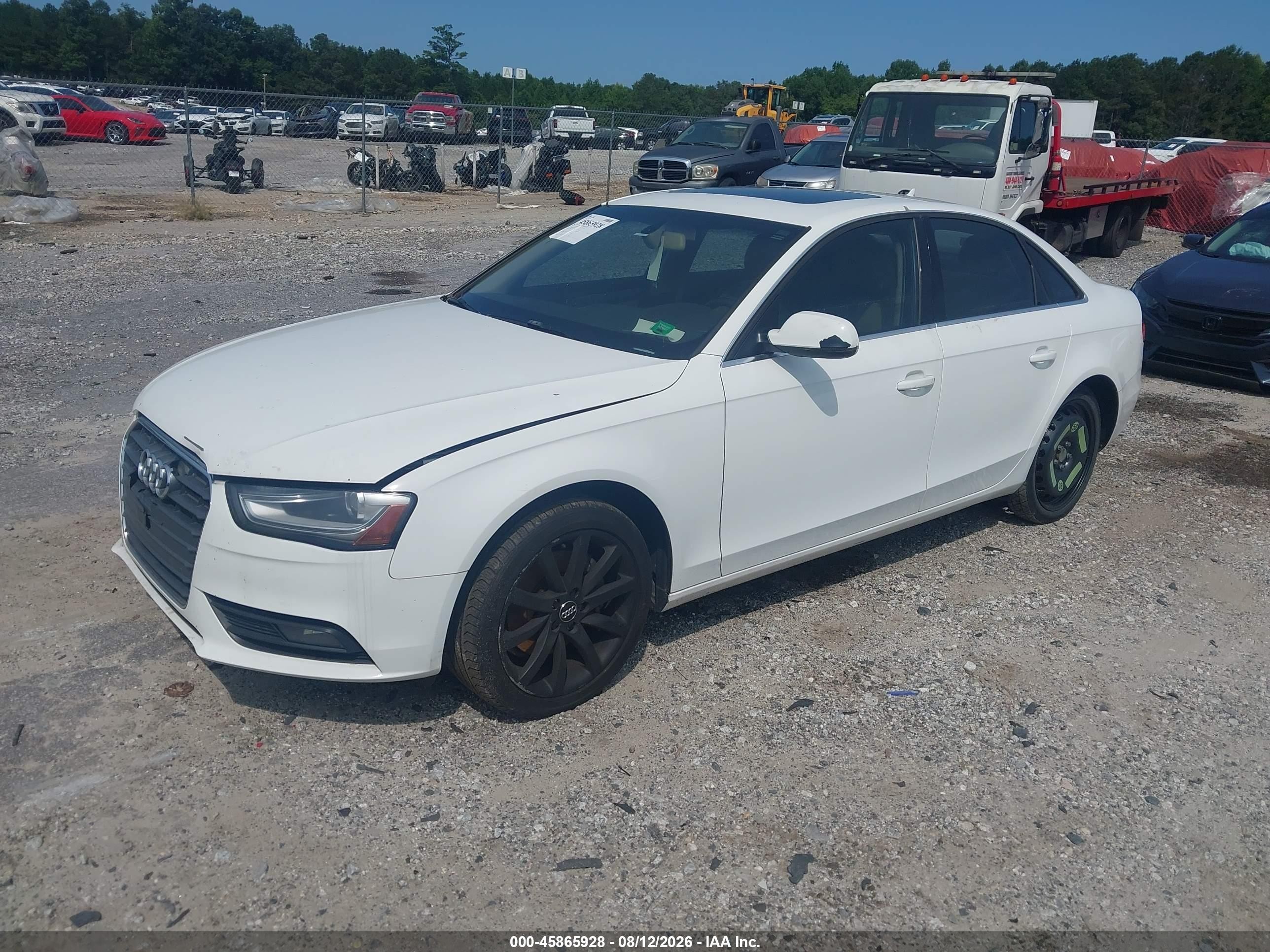 2013 Audi A4 2.0t Premium White vin: WAUAFAFL3DN049483
