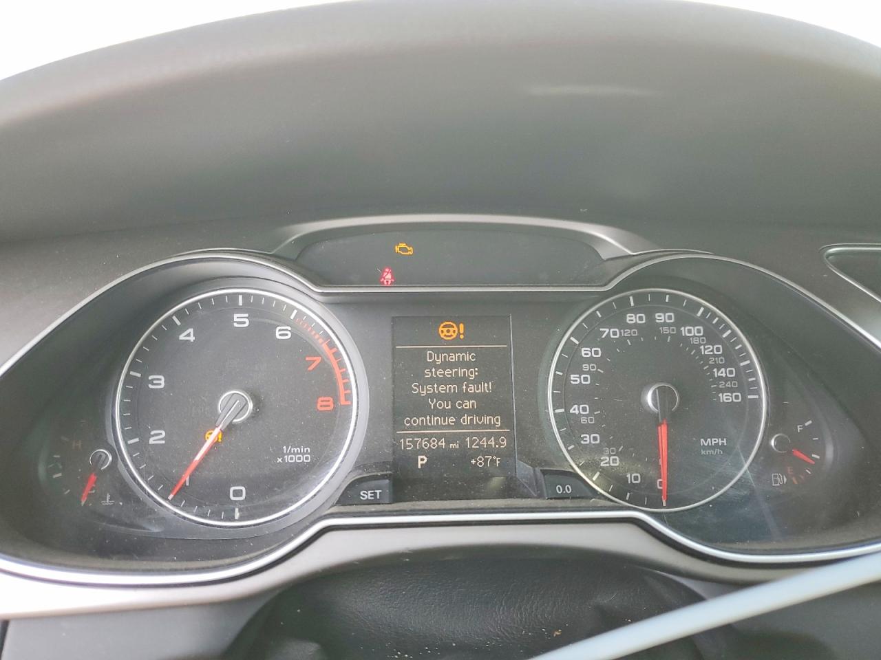 2014 Audi A4 Premium White vin: WAUAFAFL3EN012032