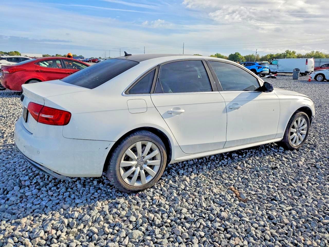 2014 Audi A4 Premium White vin: WAUAFAFL3EN015769