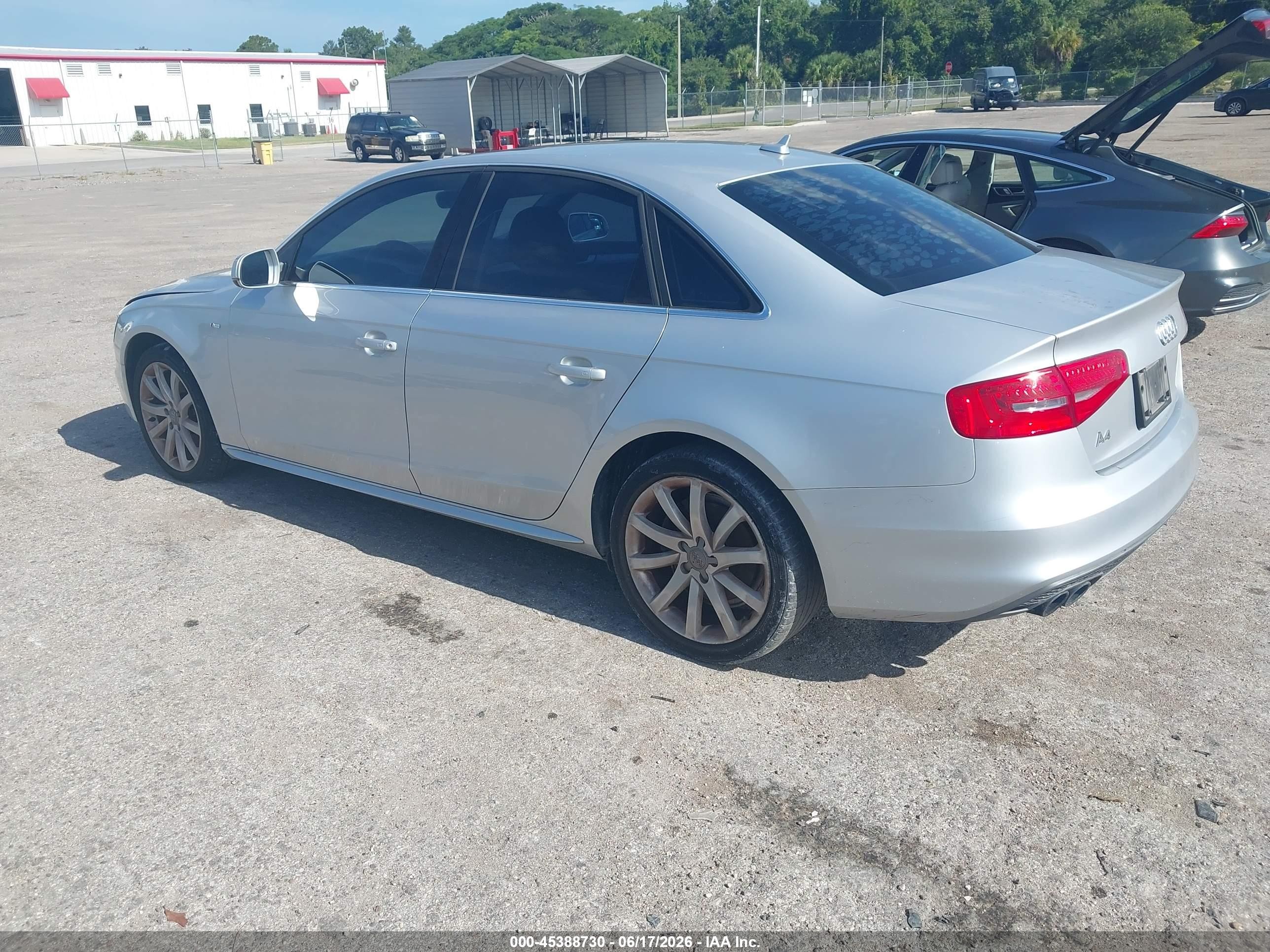 2014 Audi A4 2.0t Premium Silver vin: WAUAFAFL3EN016050