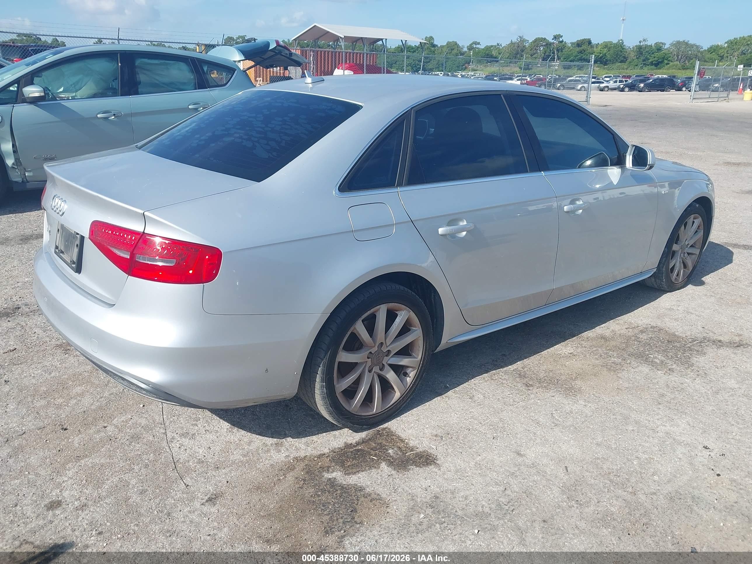 2014 Audi A4 2.0t Premium Silver vin: WAUAFAFL3EN016050