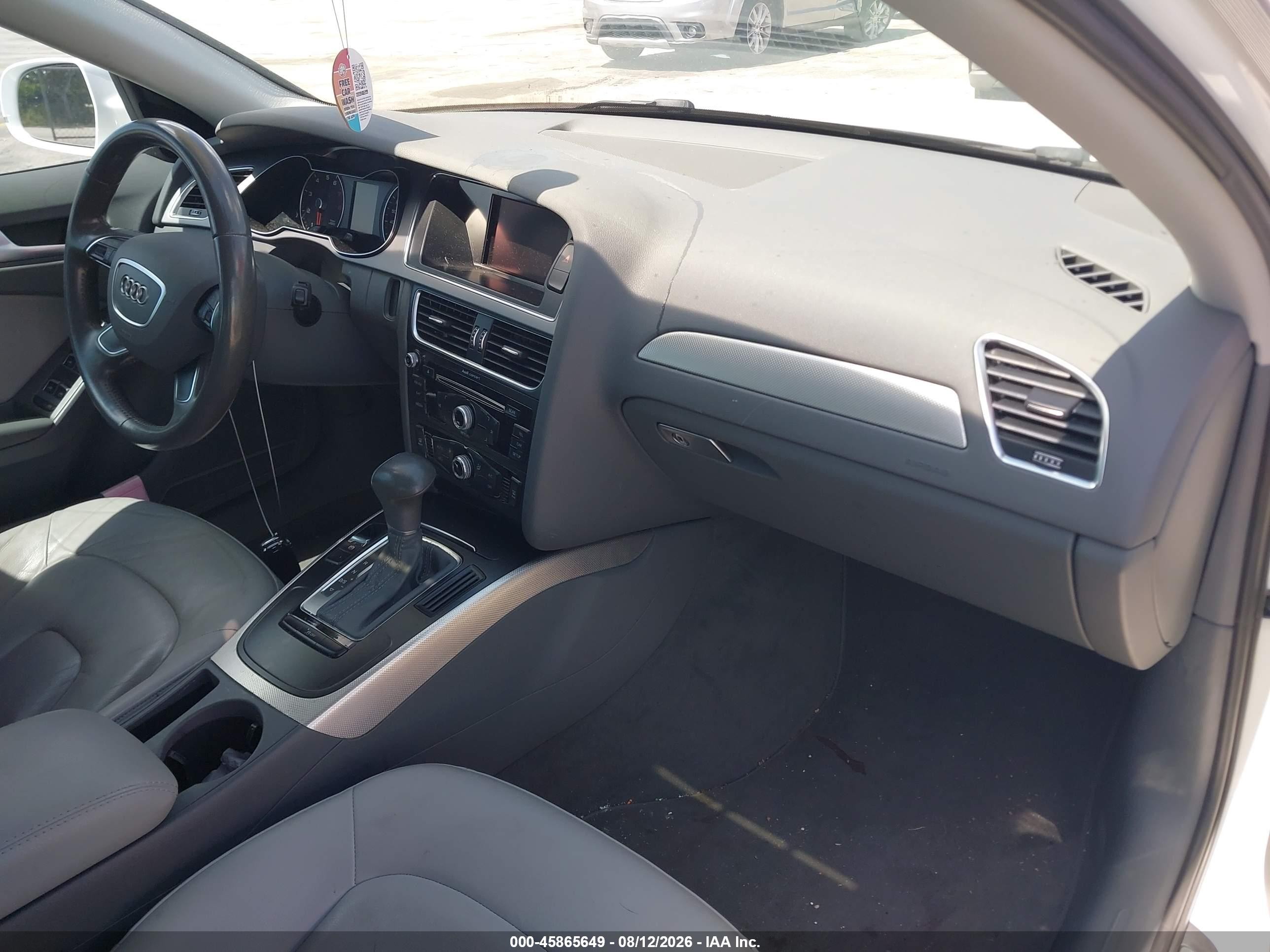 2014 Audi A4 2.0t Premium White vin: WAUAFAFL3EN043653