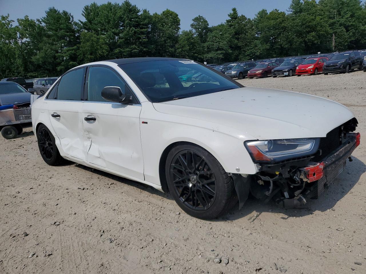 2013 Audi A4 Premium White vin: WAUAFAFL4DA130905