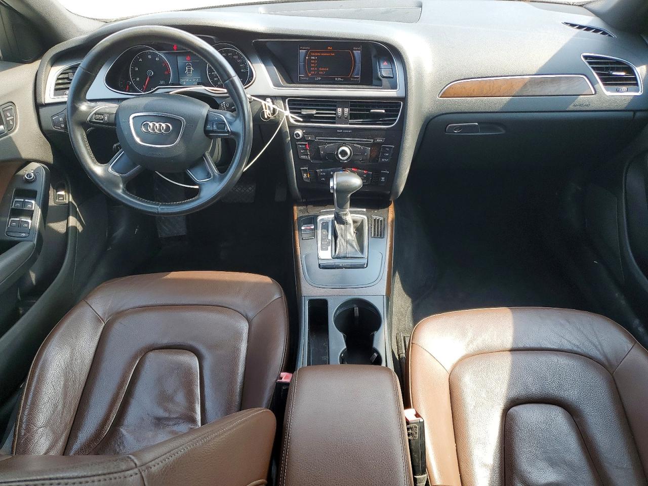 2013 Audi A4 Premium White vin: WAUAFAFL4DA130905