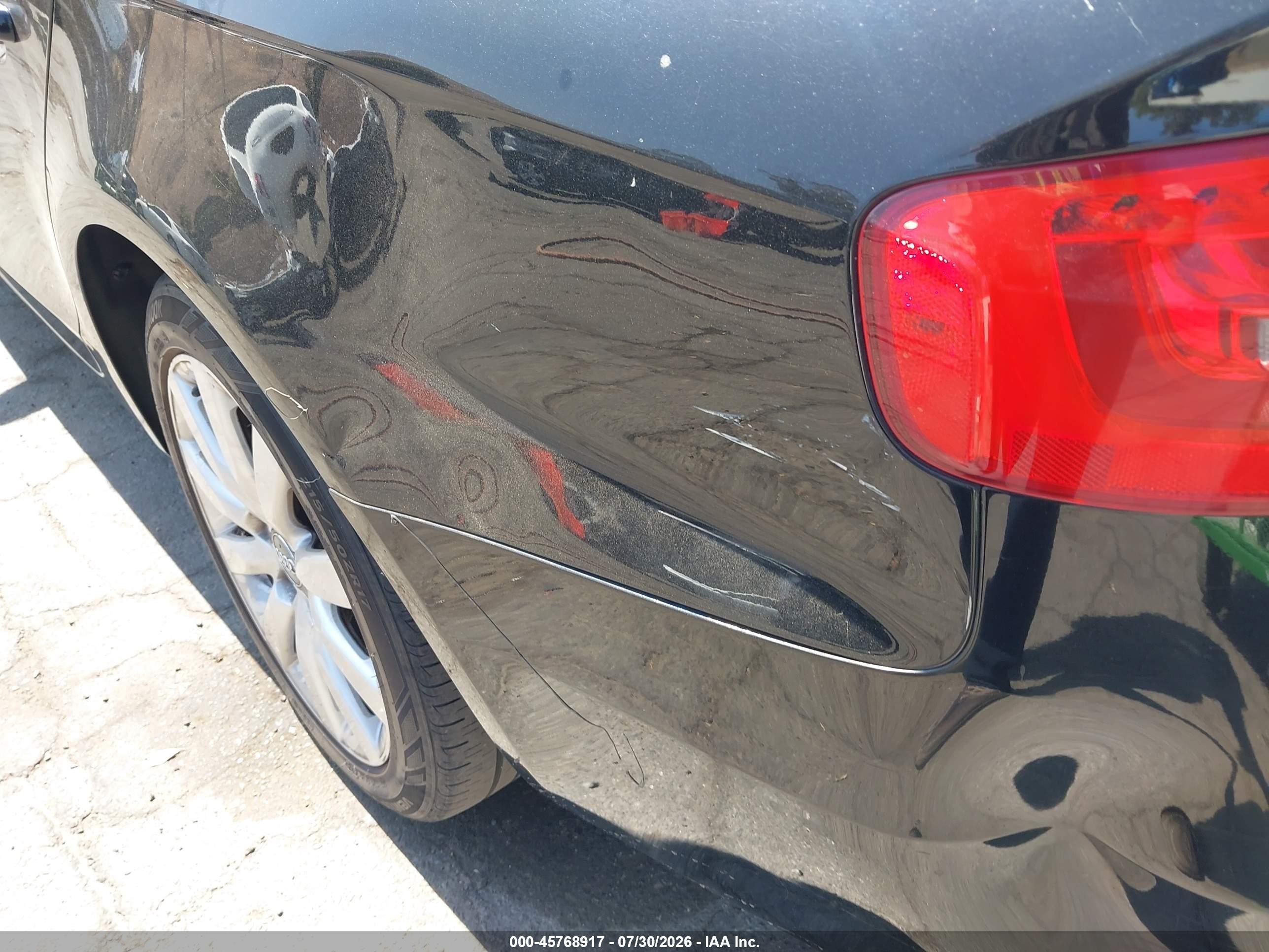 2013 Audi A4 2.0t Premium Black vin: WAUAFAFL4DN026746