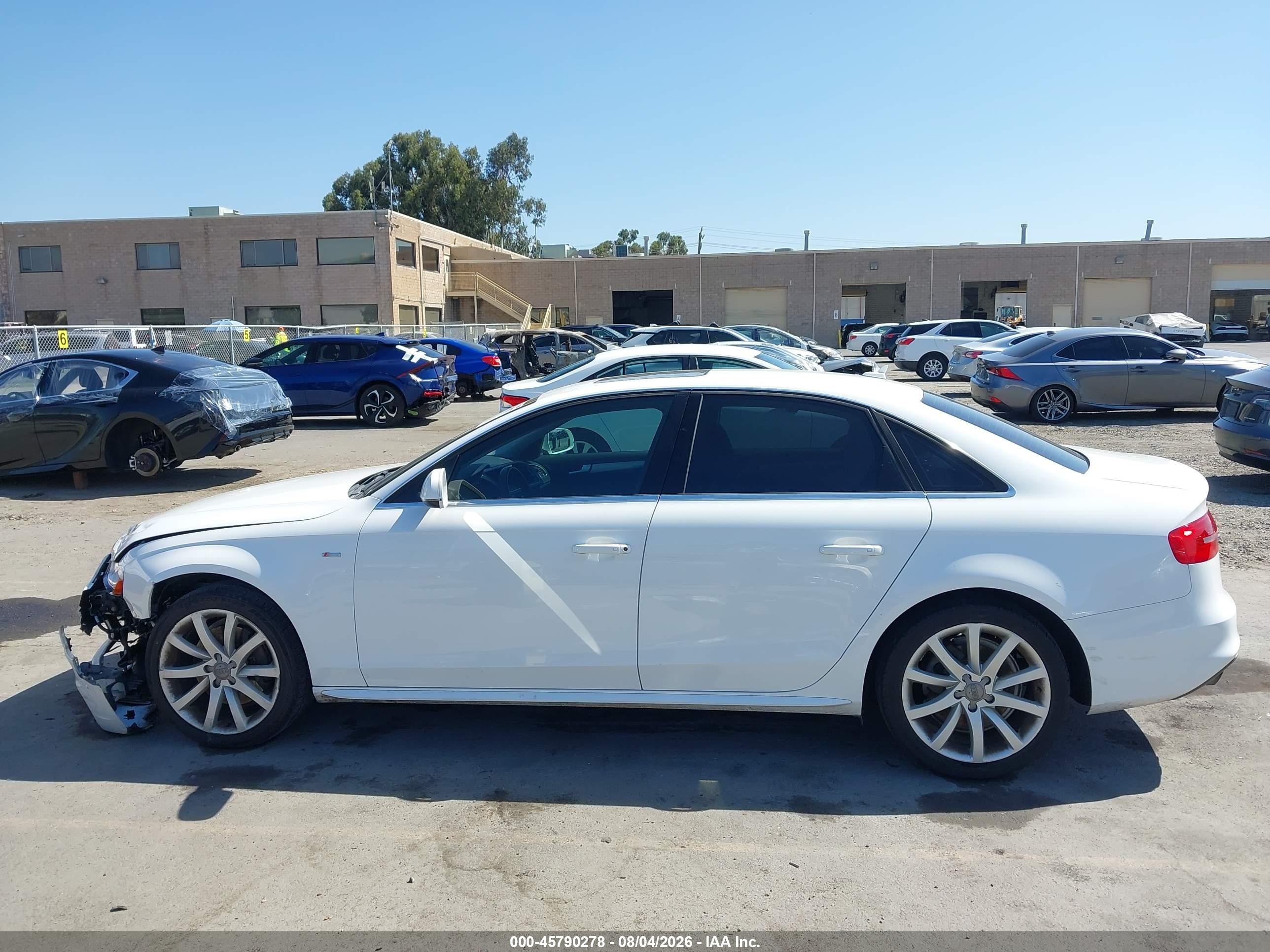 2014 Audi A4 2.0t Premium White vin: WAUAFAFL4EN033133