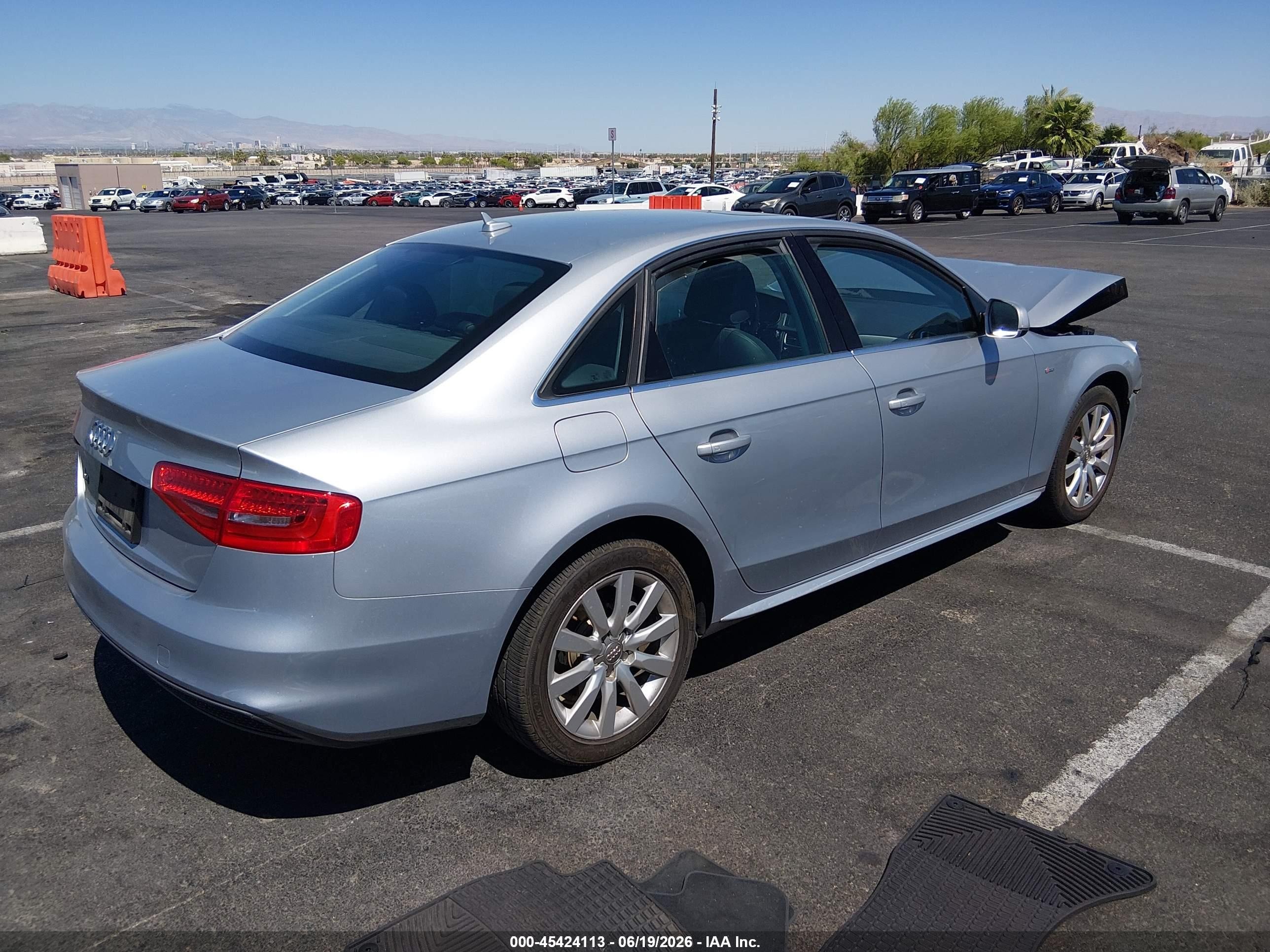 2015 Audi A4 2.0t Premium Silver vin: WAUAFAFL4FN005060