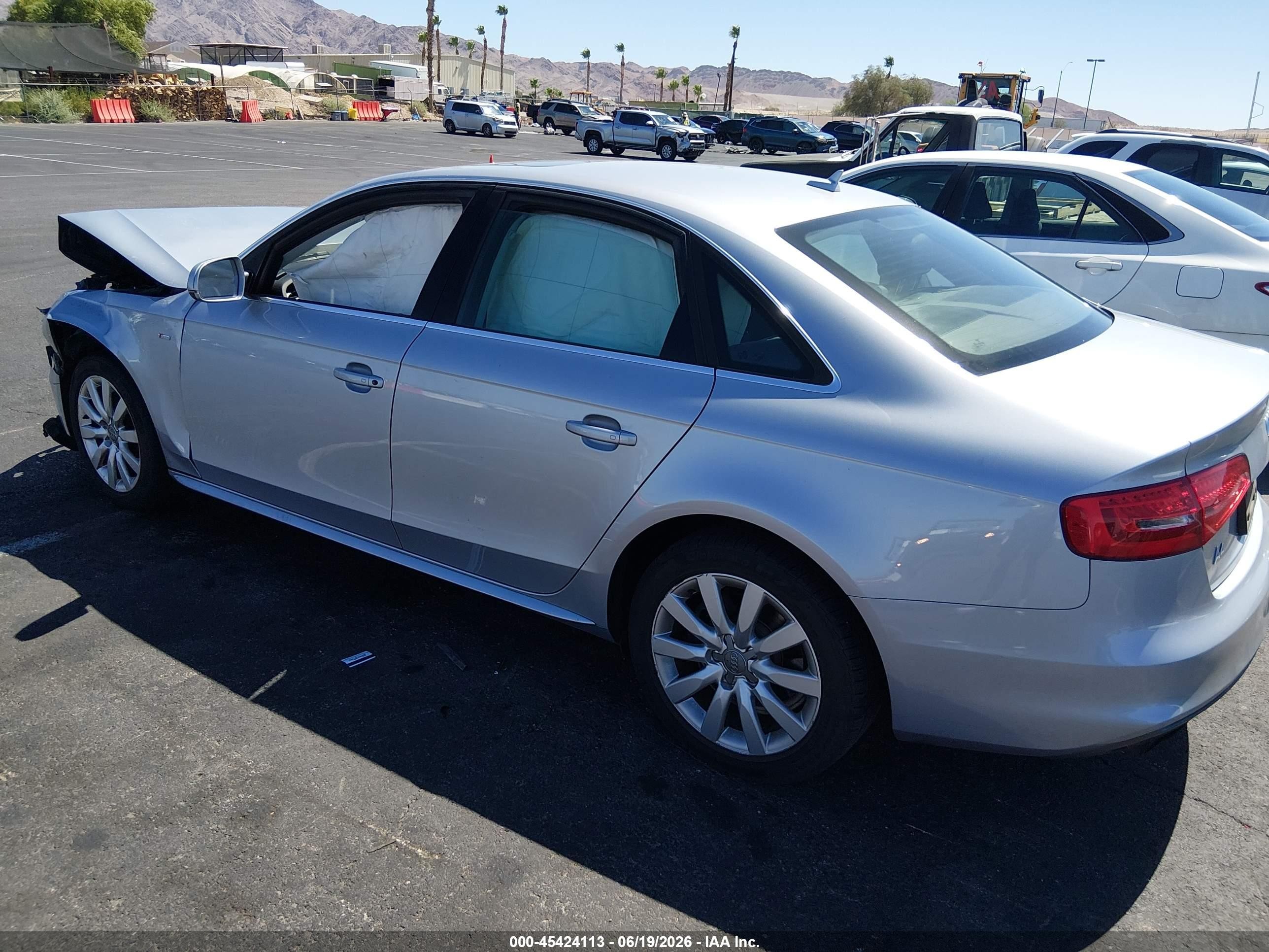 2015 Audi A4 2.0t Premium Silver vin: WAUAFAFL4FN005060