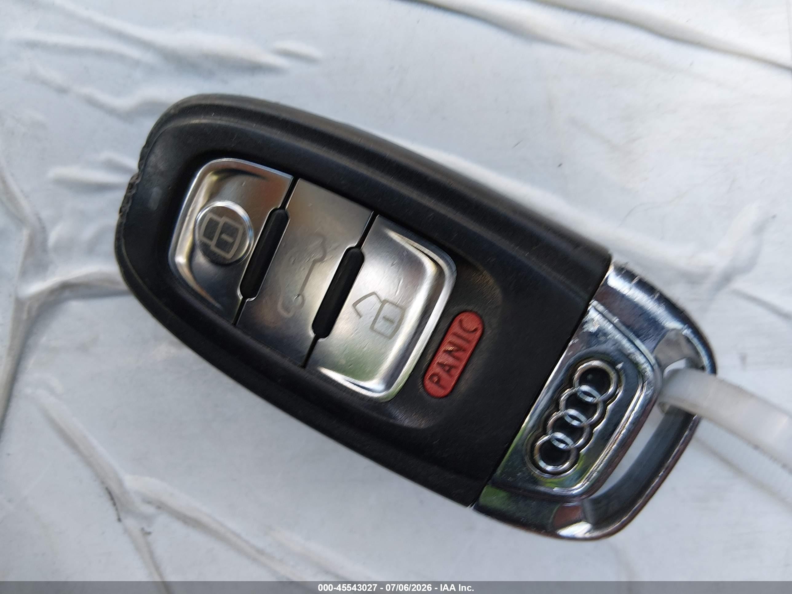 2013 Audi A4 2.0t Premium Gray vin: WAUAFAFL5DA194788