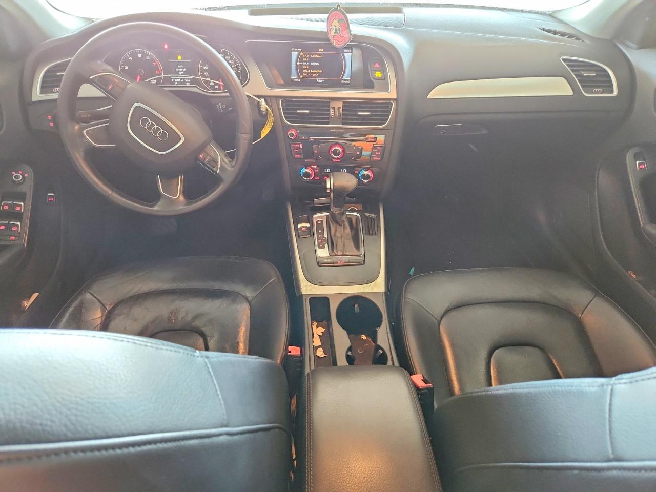 2015 Audi A4 Premium Серый vin: WAUAFAFL5FN010879