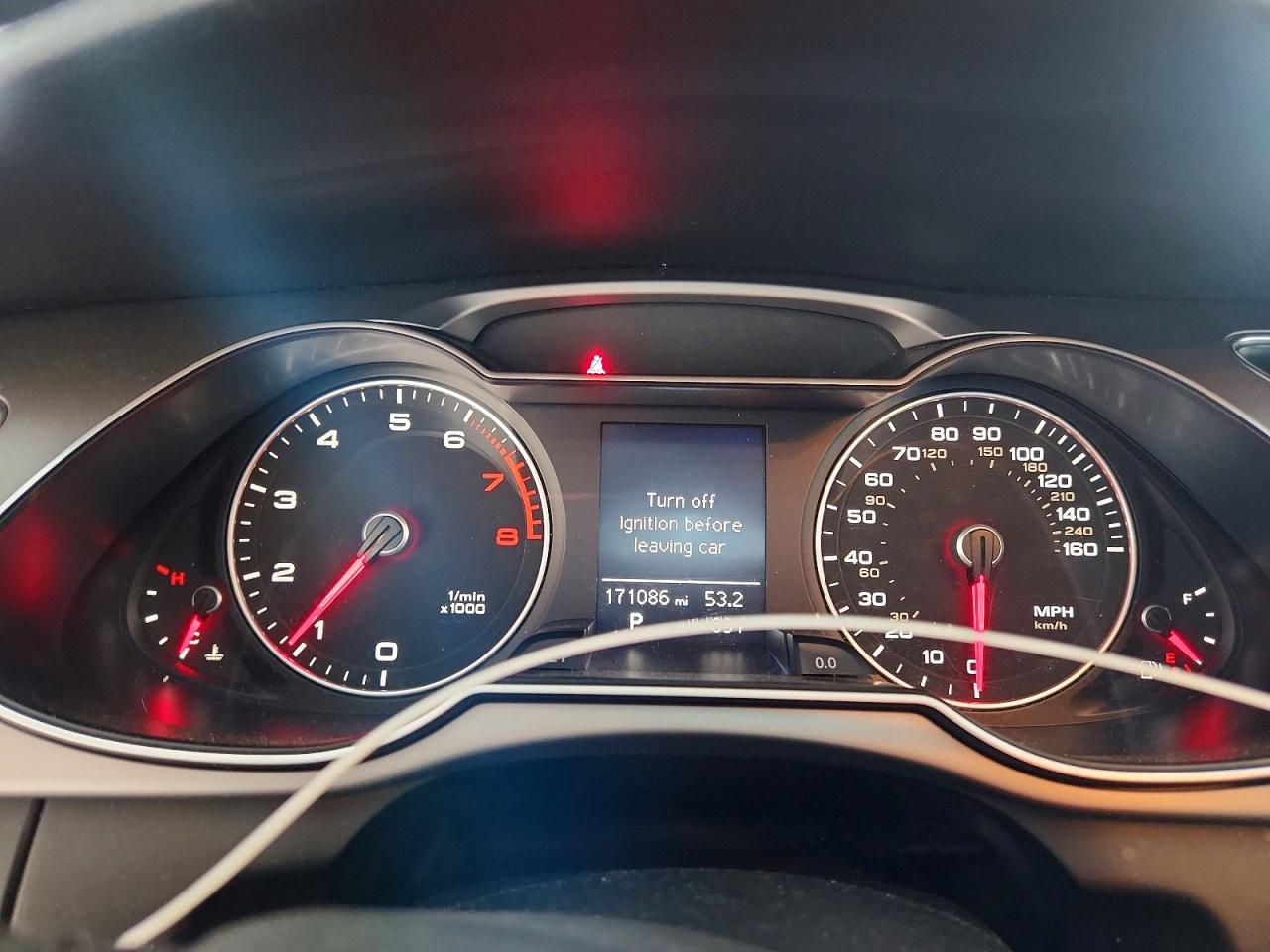 2015 Audi A4 Premium Серый vin: WAUAFAFL5FN010879
