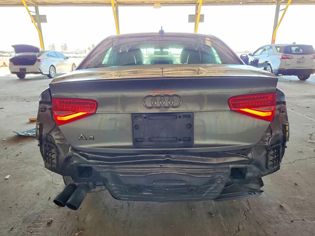 2015 Audi A4 Premium Серый vin: WAUAFAFL5FN010879