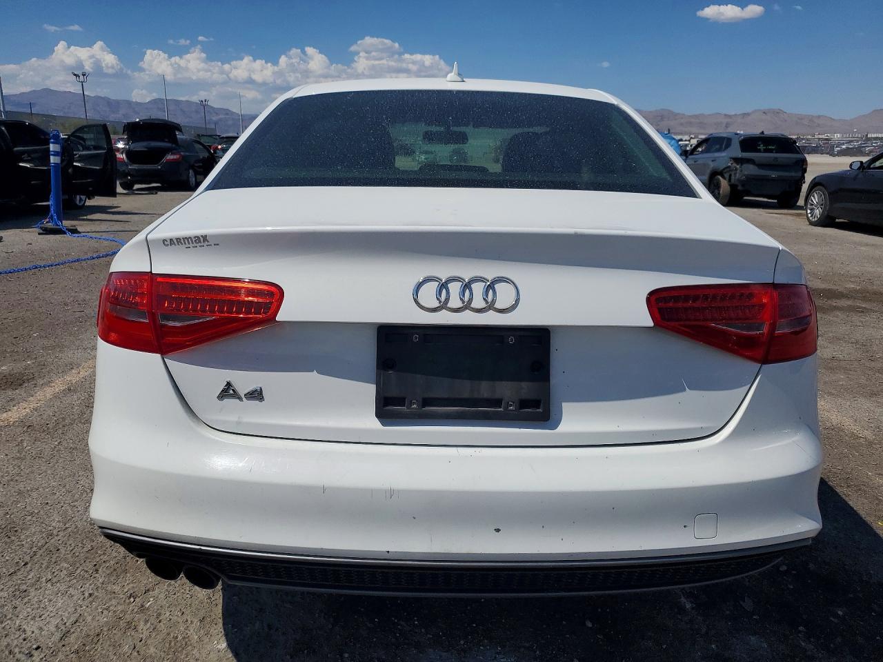2015 Audi A4 Premium White vin: WAUAFAFL5FN021767