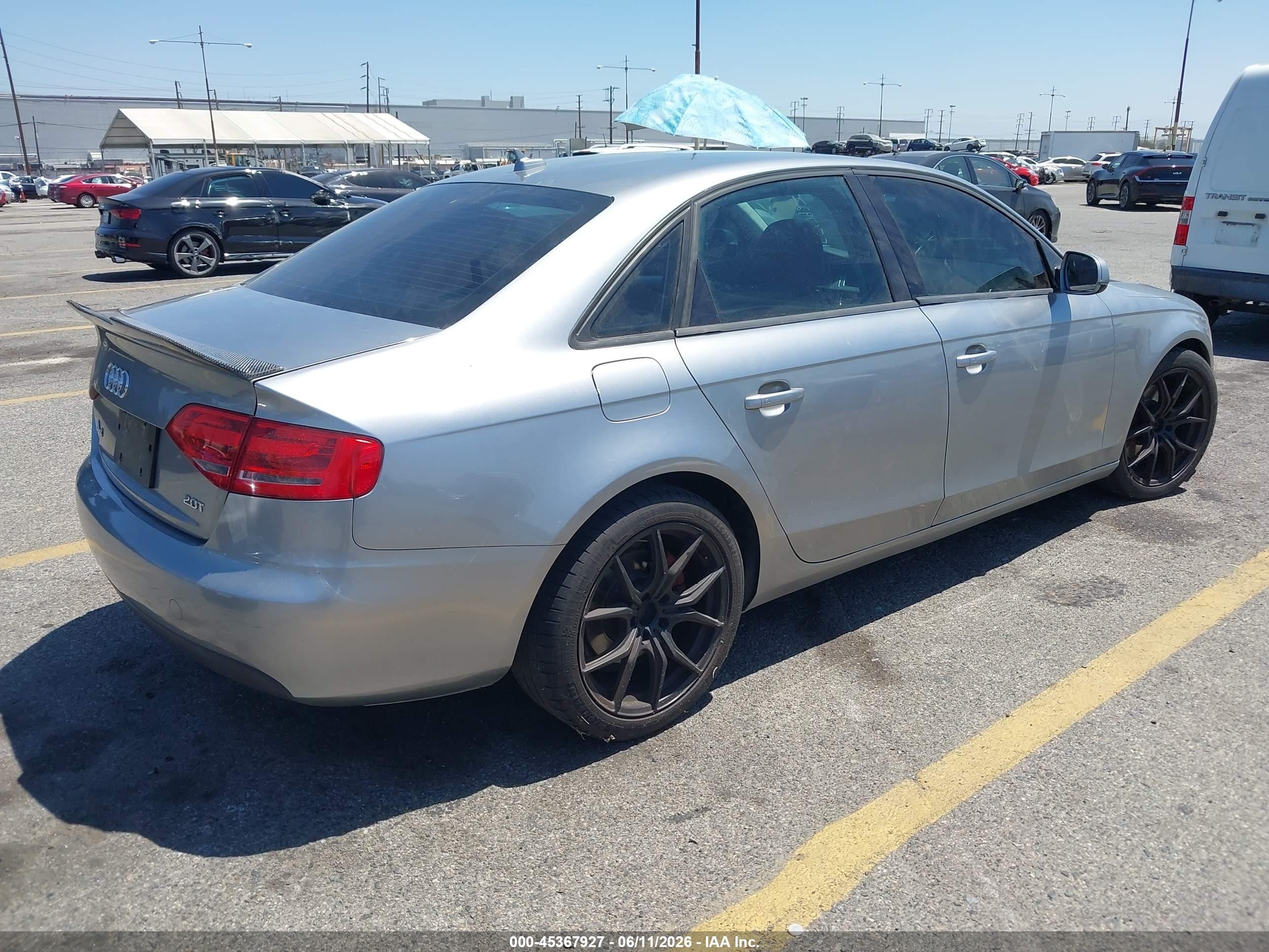 2010 Audi A4 2.0t Premium Серый vin: WAUAFAFL6AN009071
