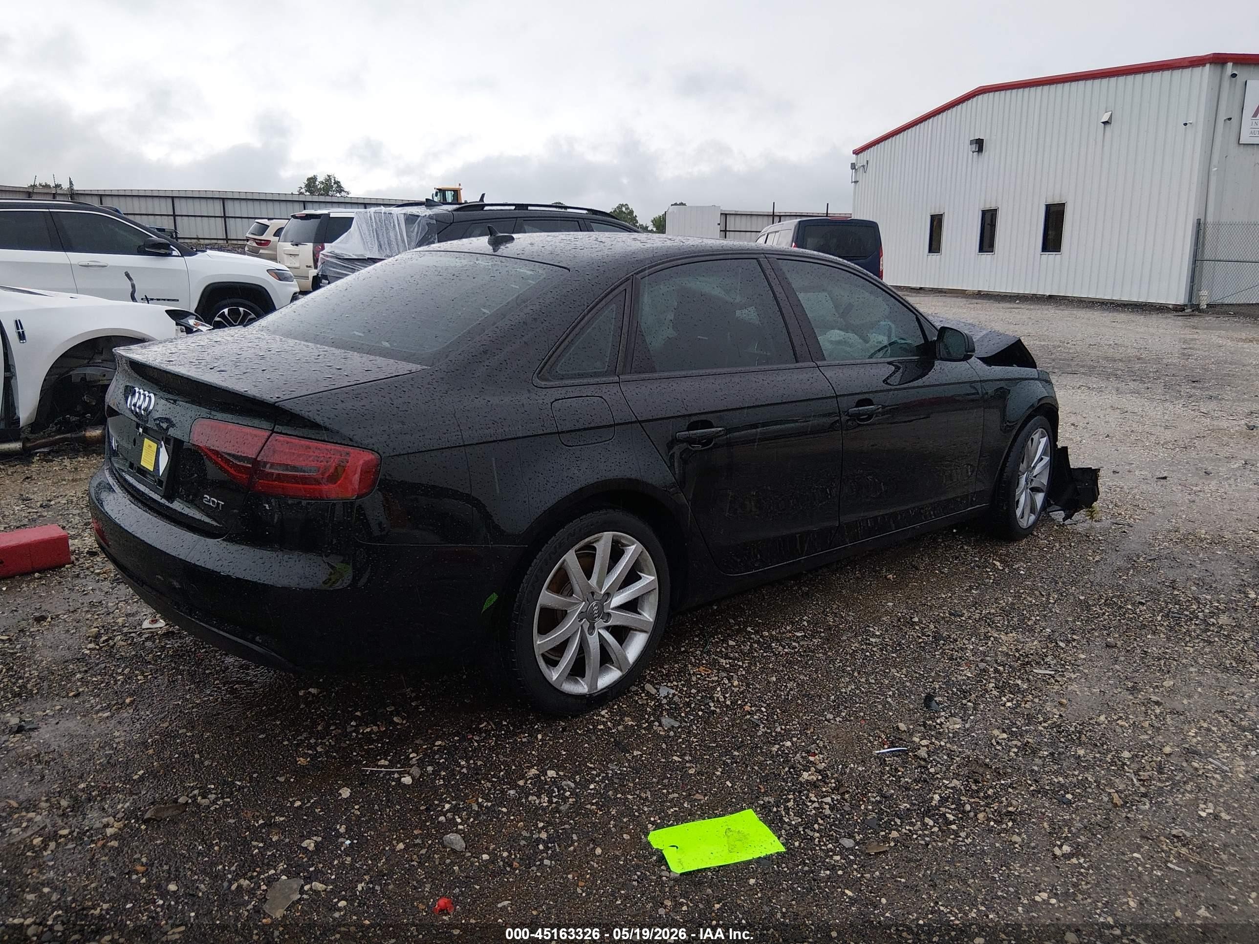 2013 Audi A4 2.0t Premium Черный vin: WAUAFAFL6DN046237