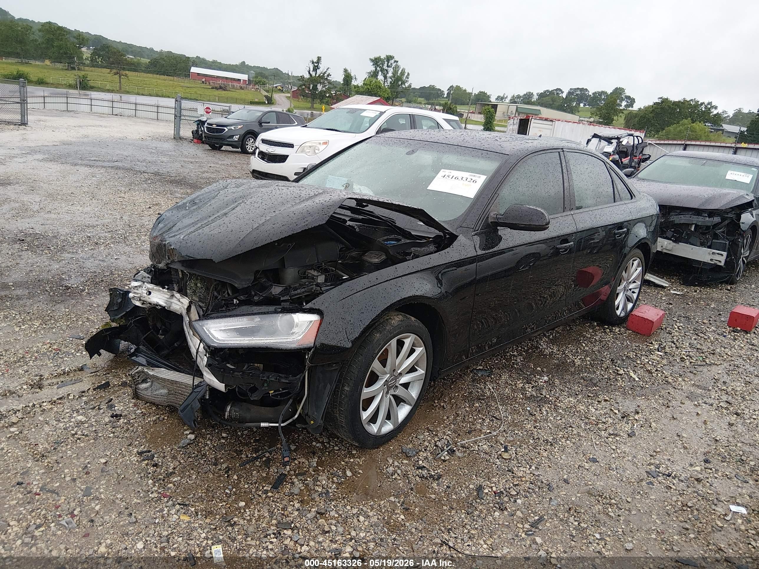 2013 Audi A4 2.0t Premium Черный vin: WAUAFAFL6DN046237