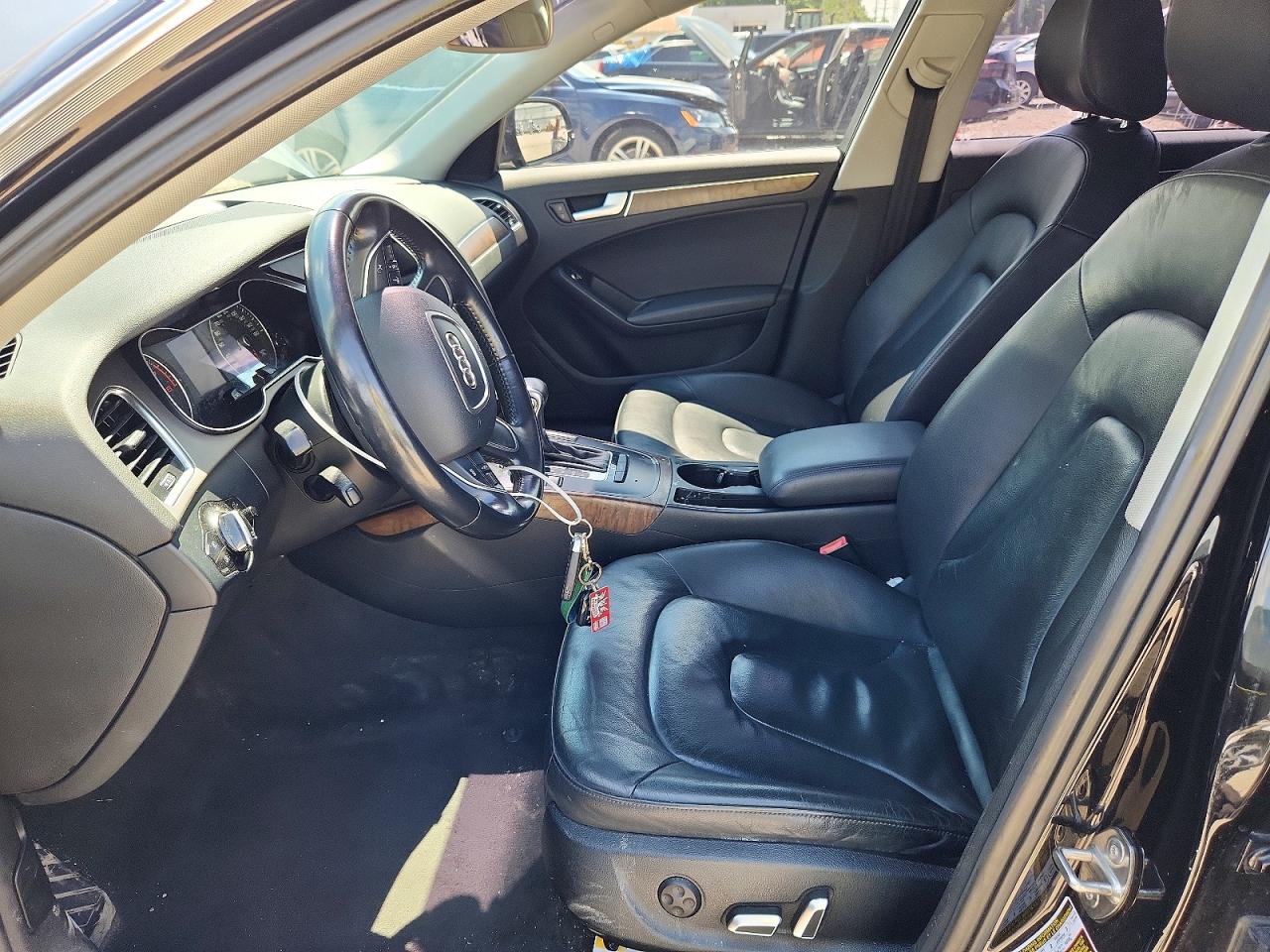2015 Audi A4 Premium Черный vin: WAUAFAFL6FN021857