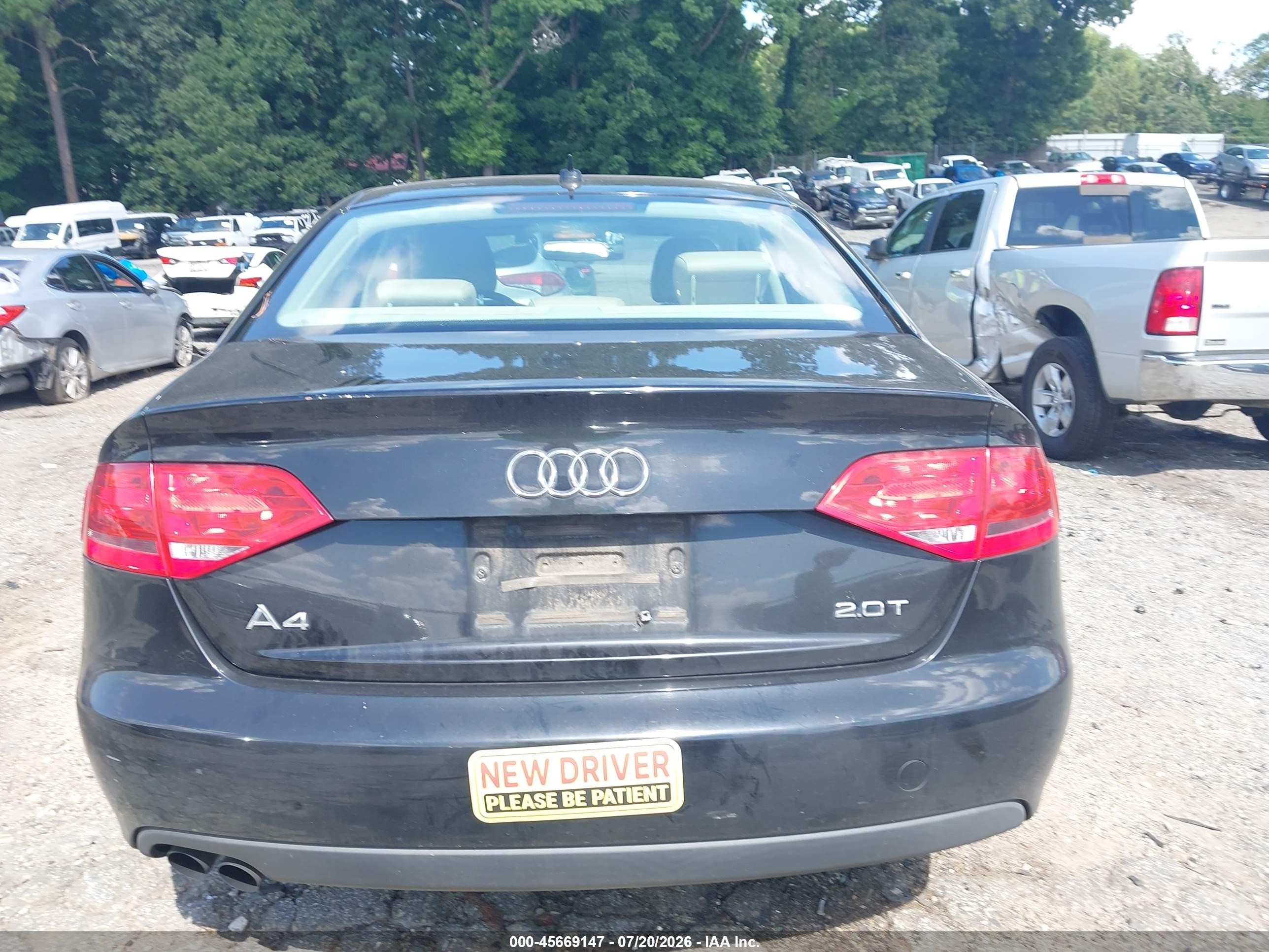 2010 Audi A4 2.0t Premium Black vin: WAUAFAFL7AN065875