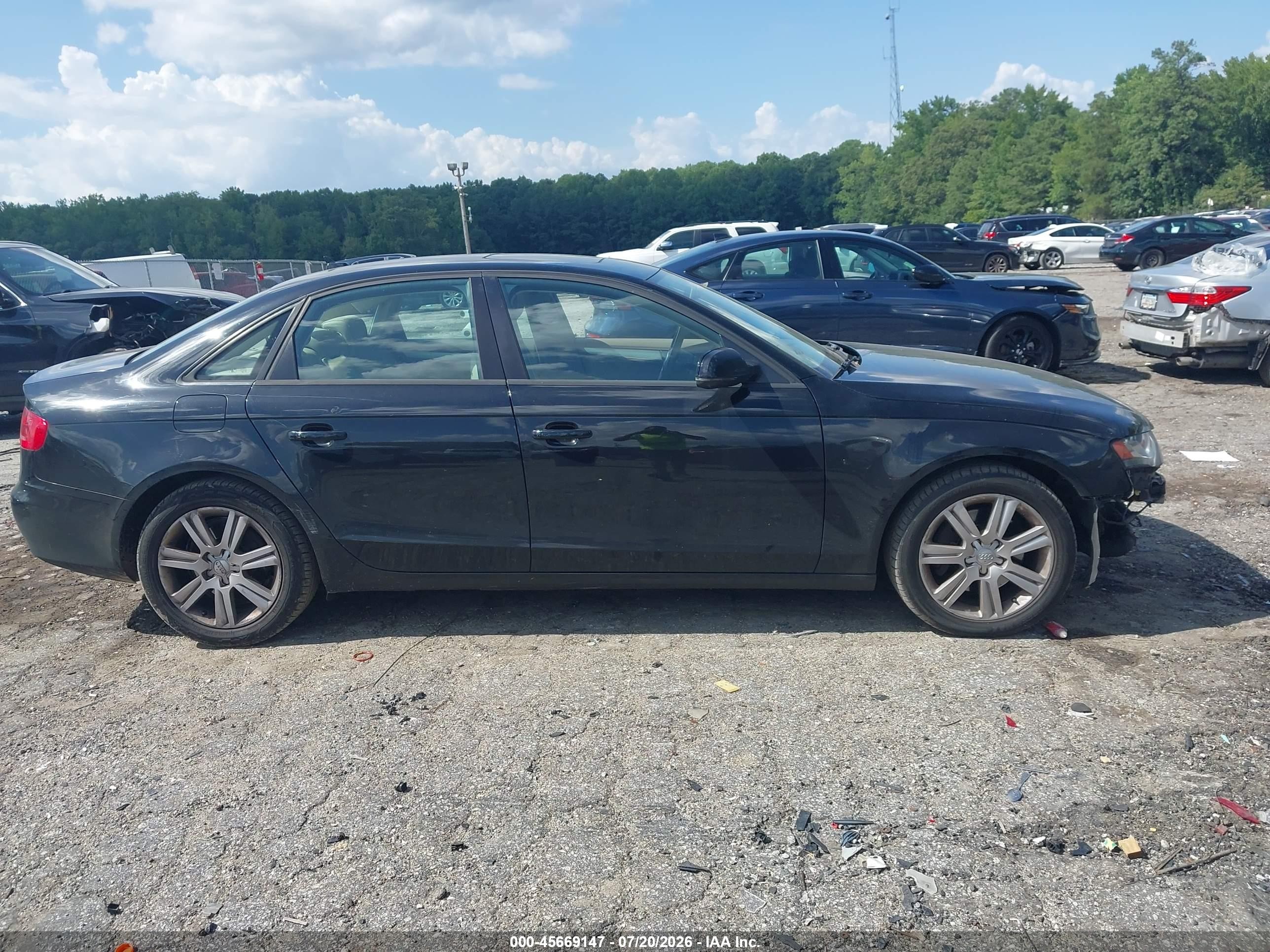 2010 Audi A4 2.0t Premium Black vin: WAUAFAFL7AN065875
