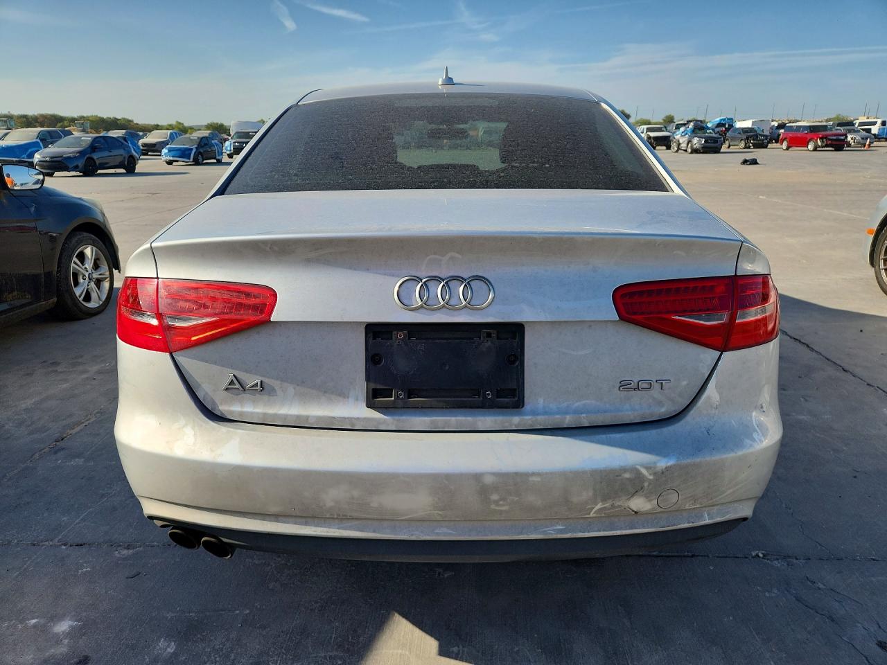 2013 Audi A4 Premium Серебряный vin: WAUAFAFL7DN038857