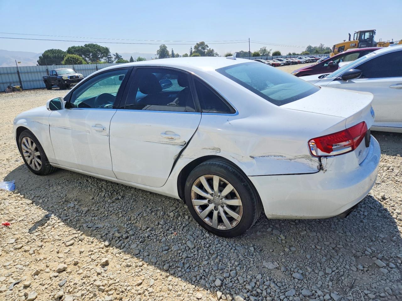 2013 Audi A4 Premium White vin: WAUAFAFL8DA160666