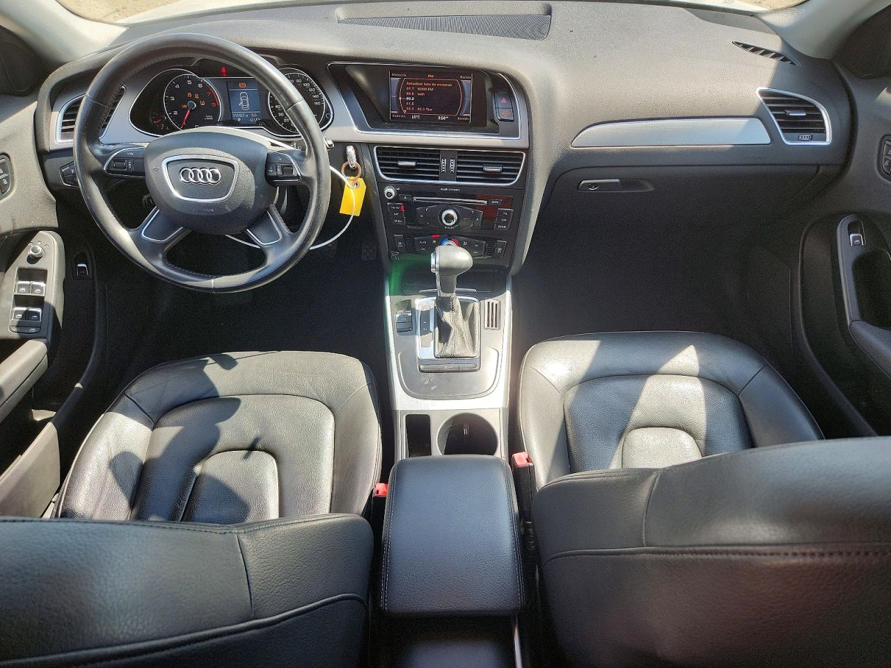 2013 Audi A4 Premium White vin: WAUAFAFL8DA160666