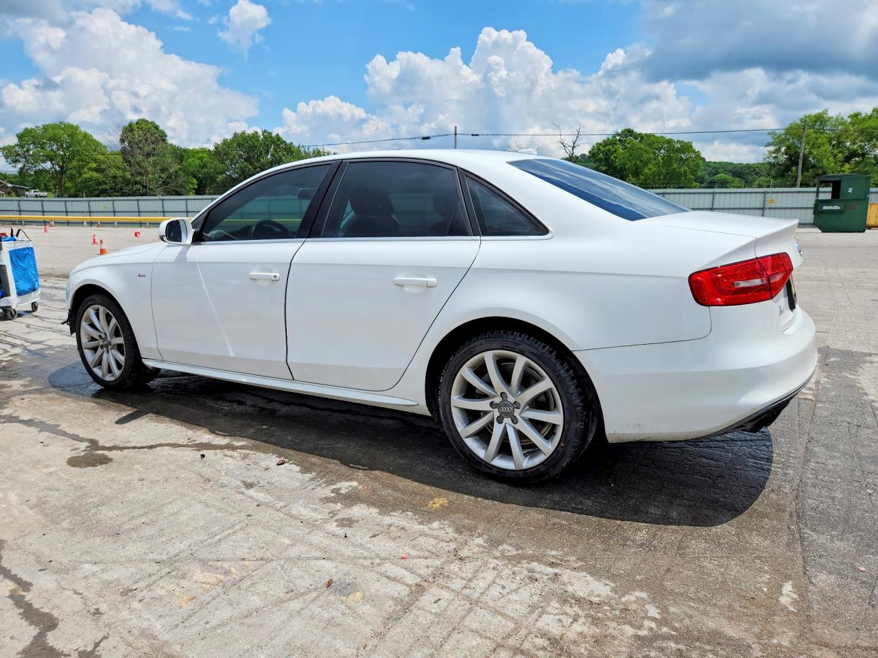 2014 Audi A4 Premium White vin: WAUAFAFL8EN039484