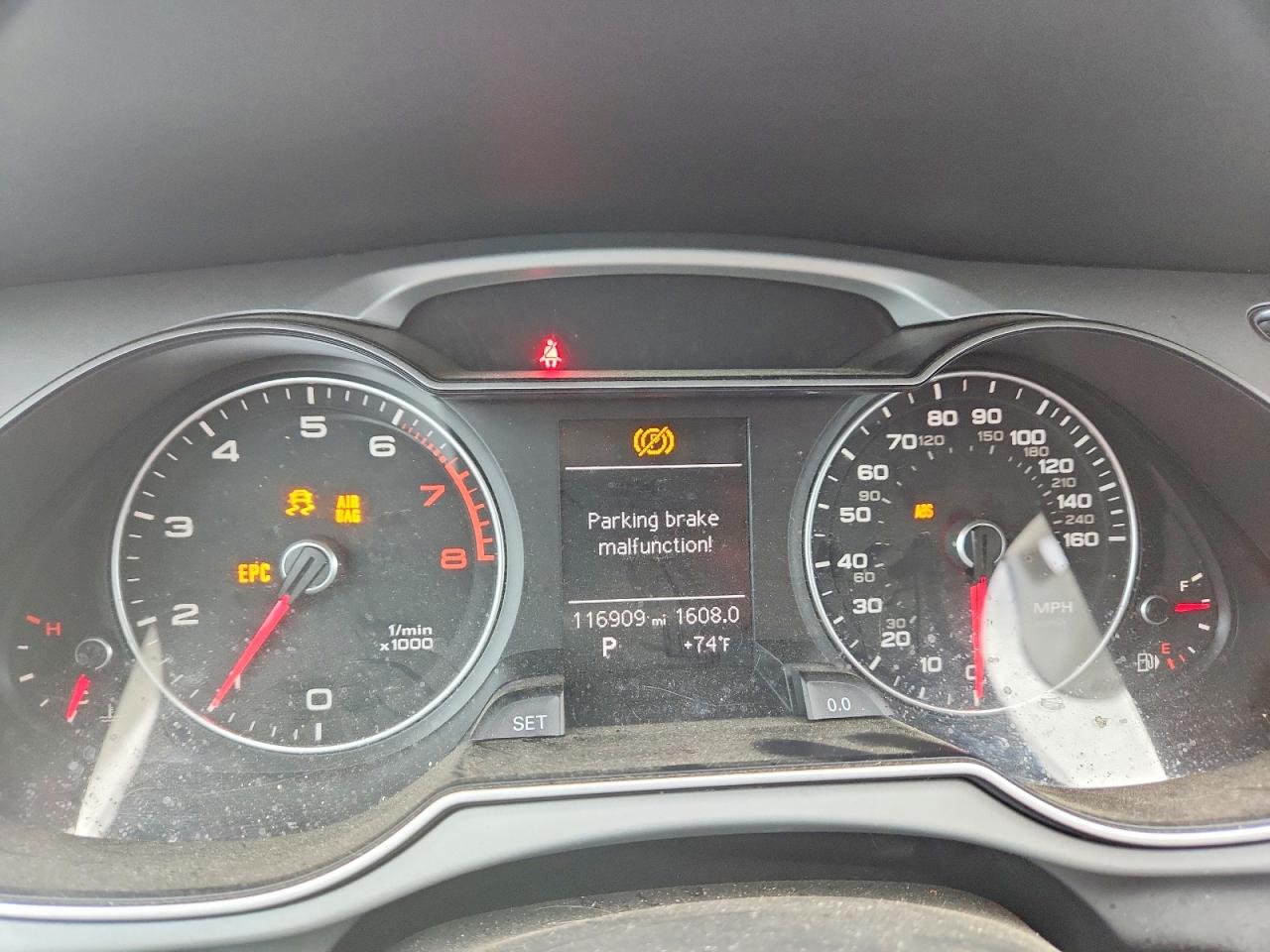 2015 Audi A4 Premium Black vin: WAUAFAFL8FN039132