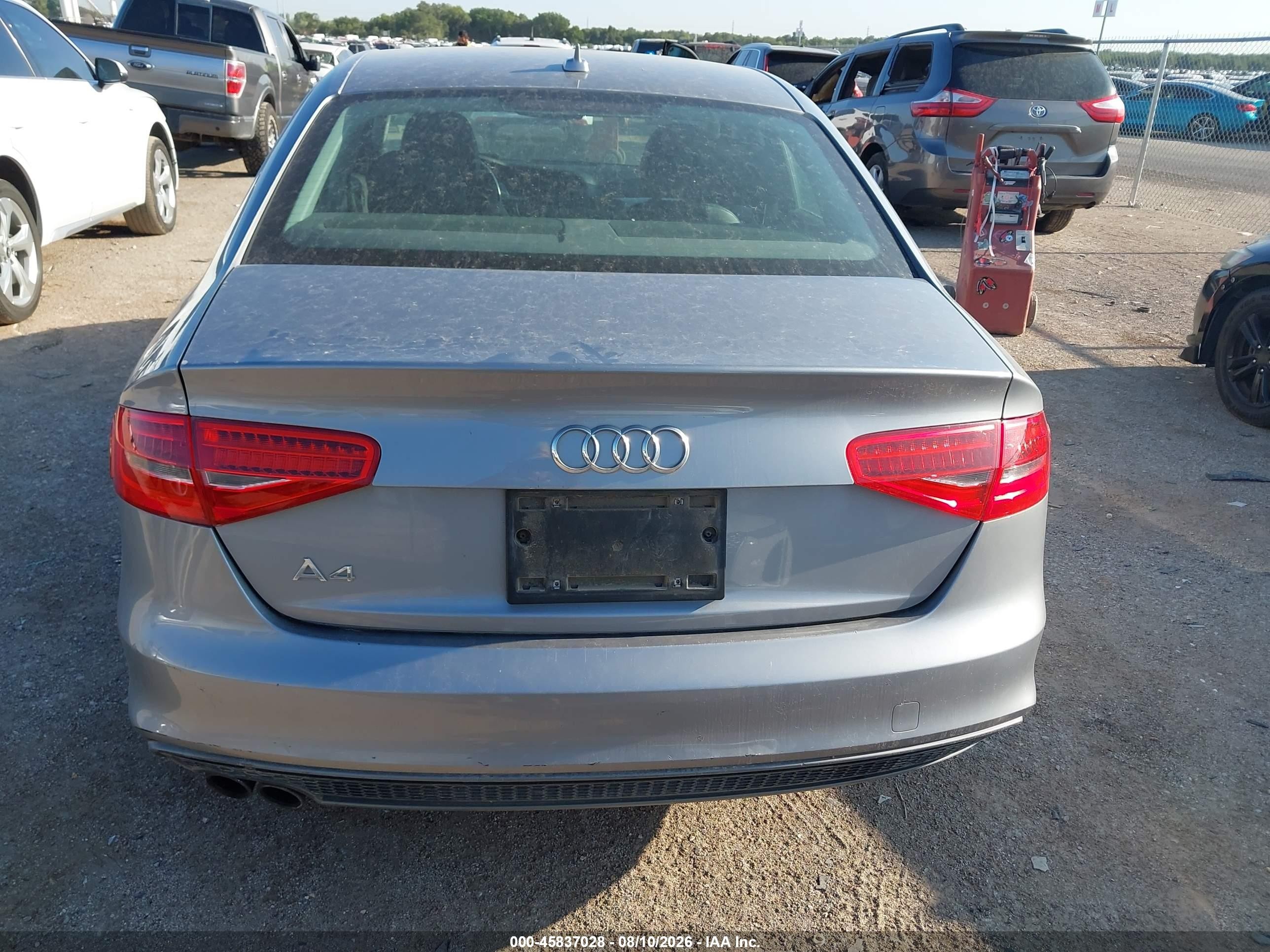 2015 Audi A4 2.0t Premium Gray vin: WAUAFAFL9FN024042