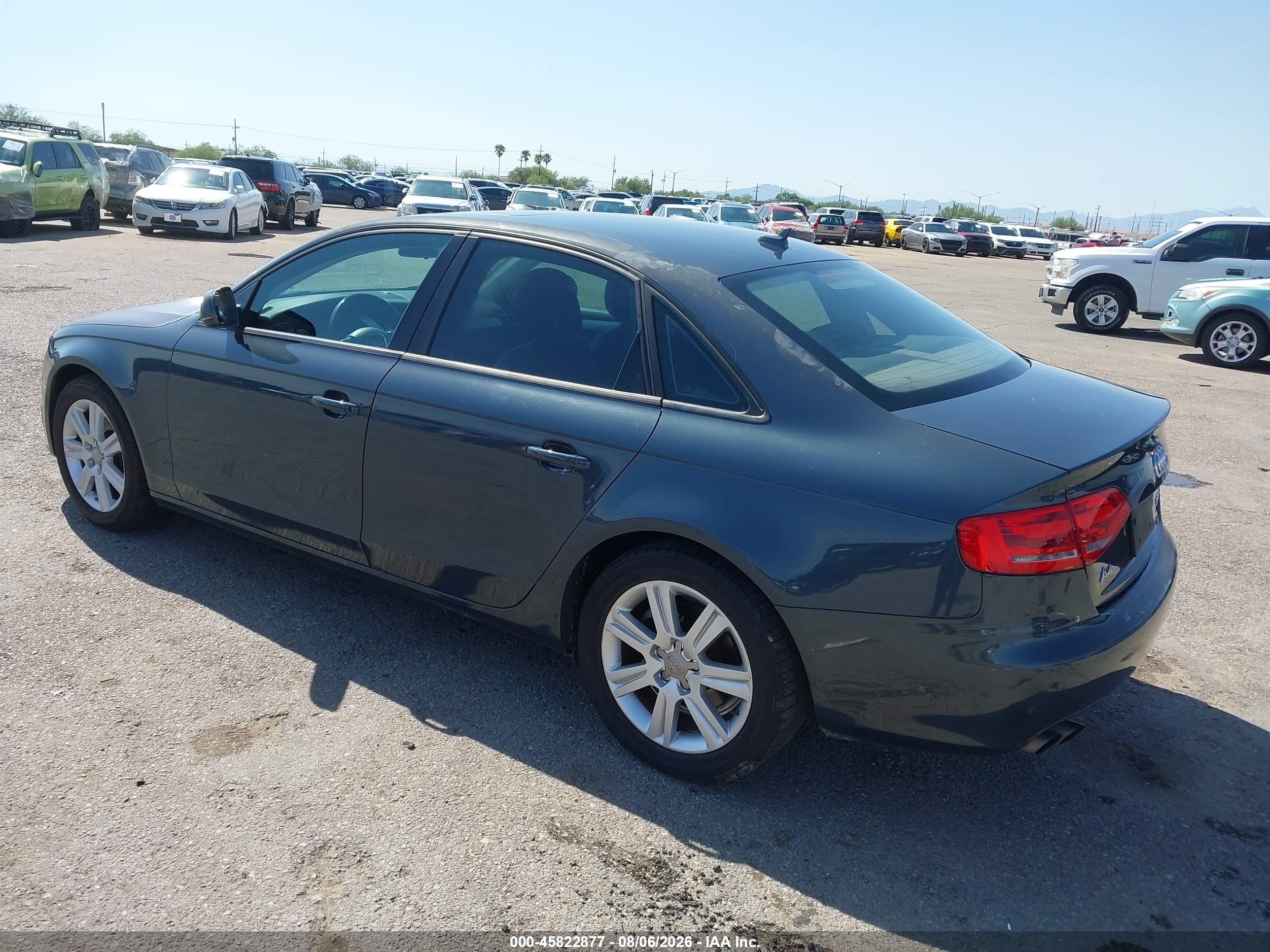 2010 Audi A4 2.0t Premium Серый vin: WAUAFAFLXAN030988