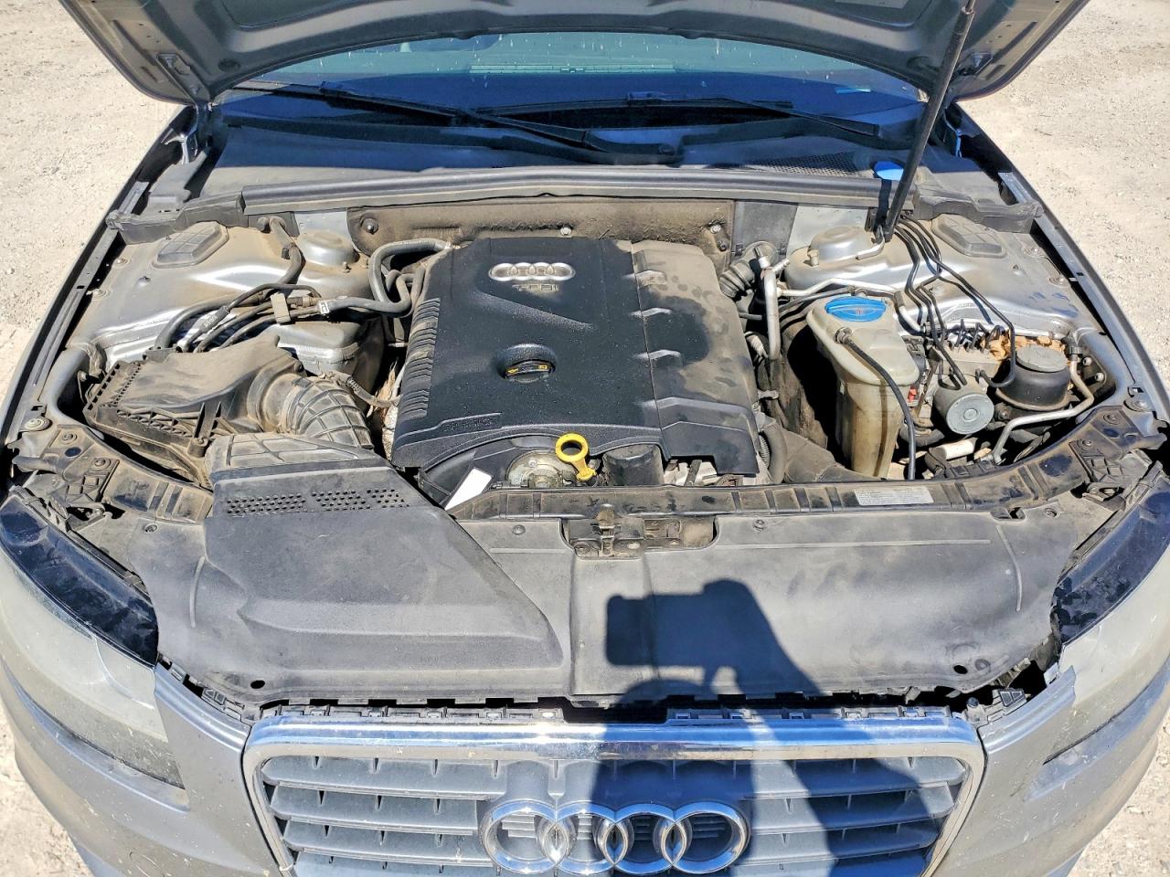 2011 Audi A4 Premium Gray vin: WAUAFAFLXBN001282