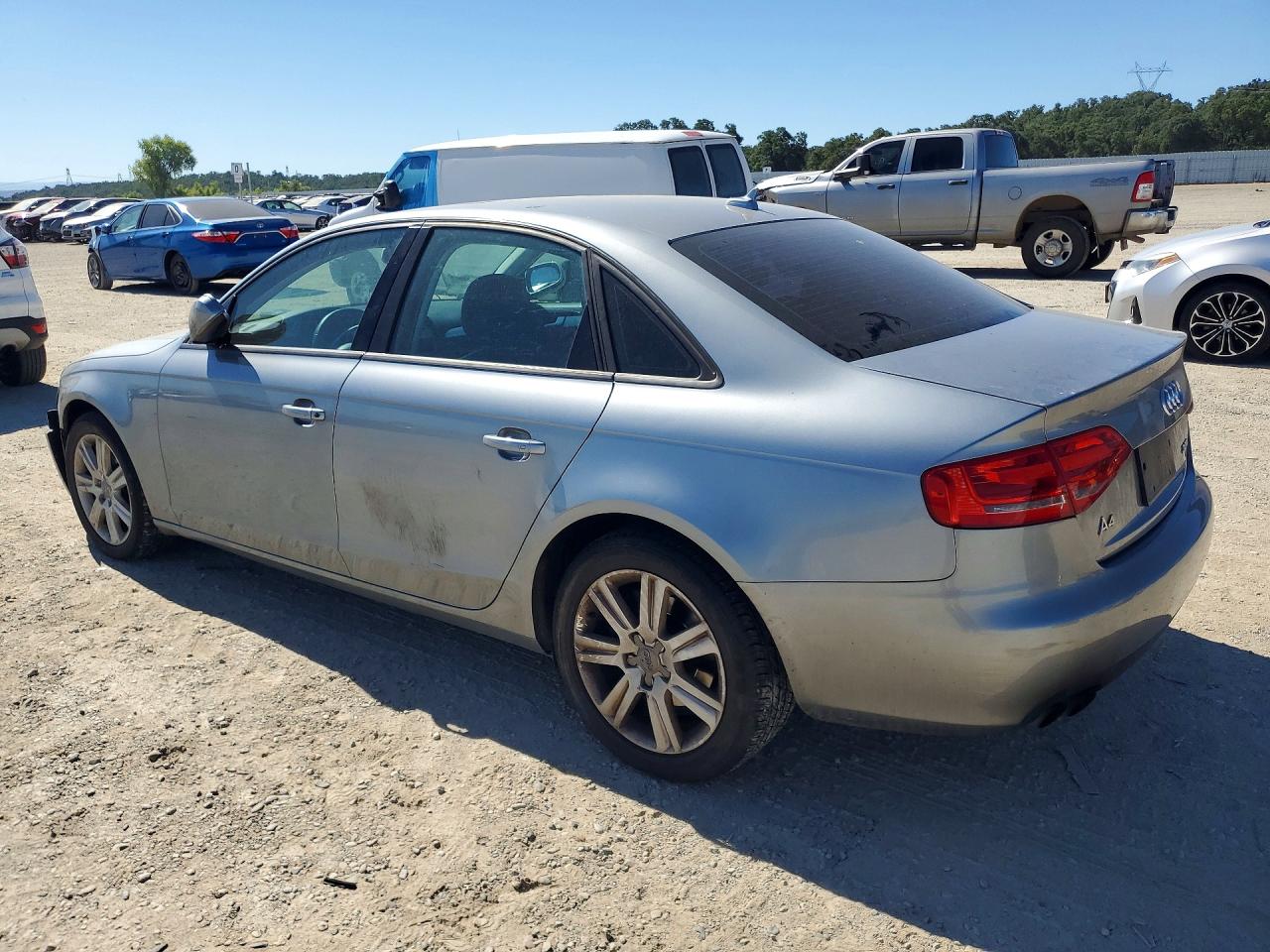 2011 Audi A4 Premium Gray vin: WAUAFAFLXBN001282