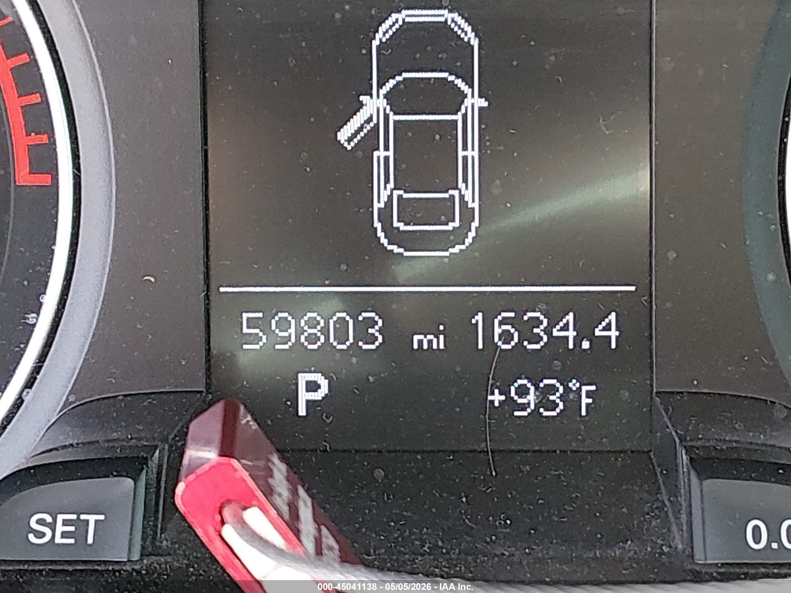 2013 Audi A4 2.0t Premium Silver vin: WAUAFAFLXDN010843