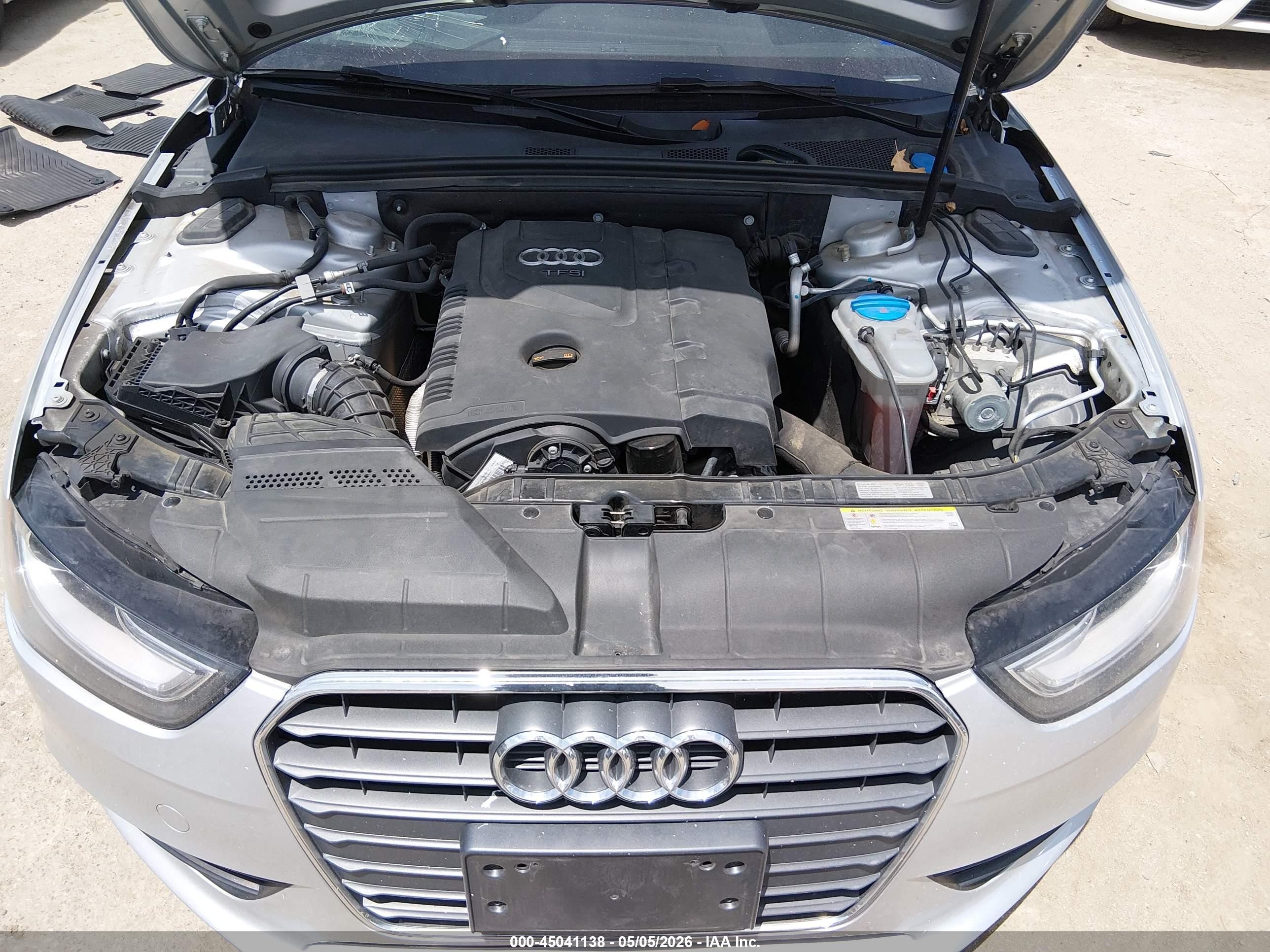 2013 Audi A4 2.0t Premium Silver vin: WAUAFAFLXDN010843