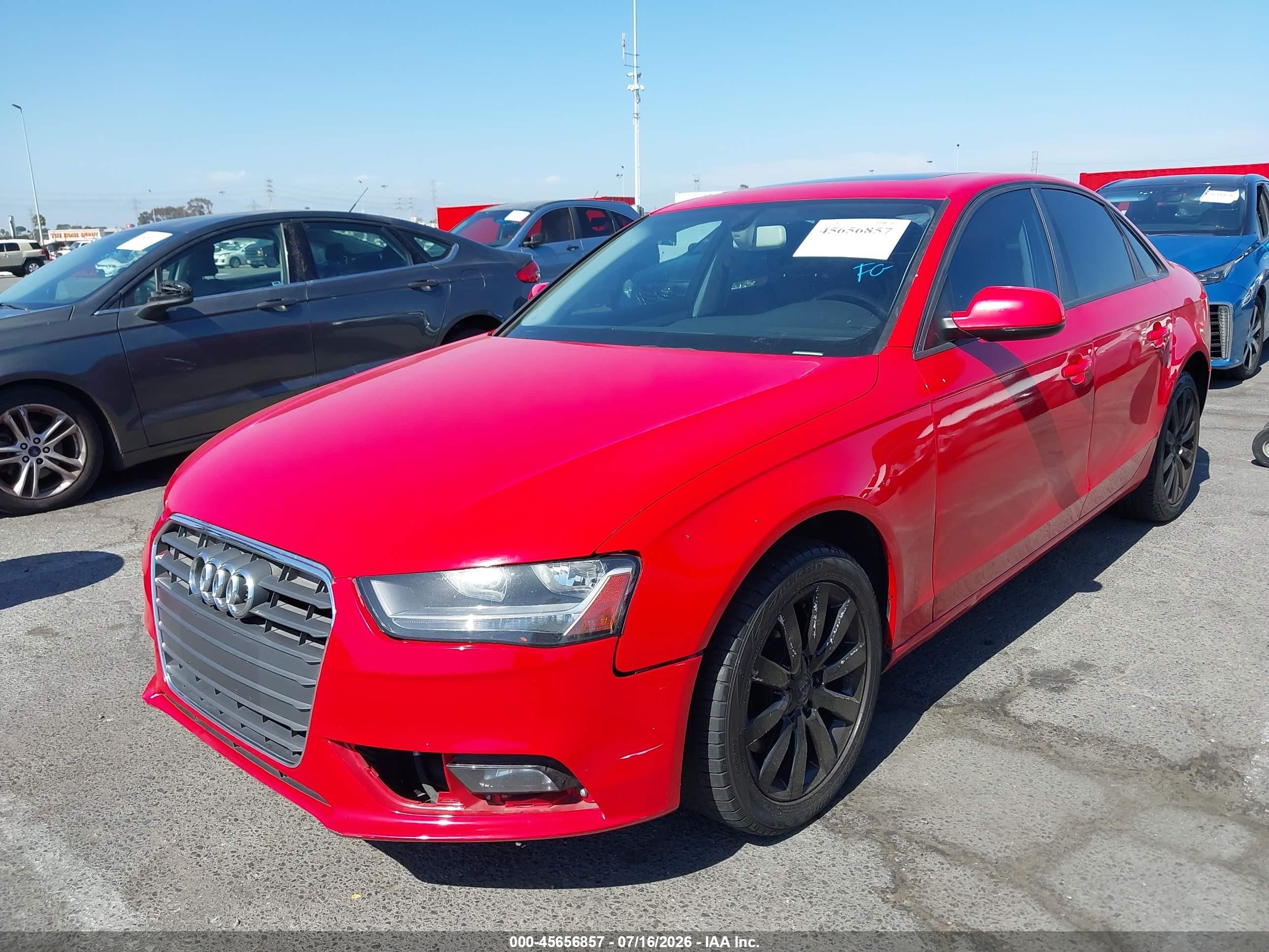 2014 Audi A4 2.0t Premium Red vin: WAUAFAFLXEN008365